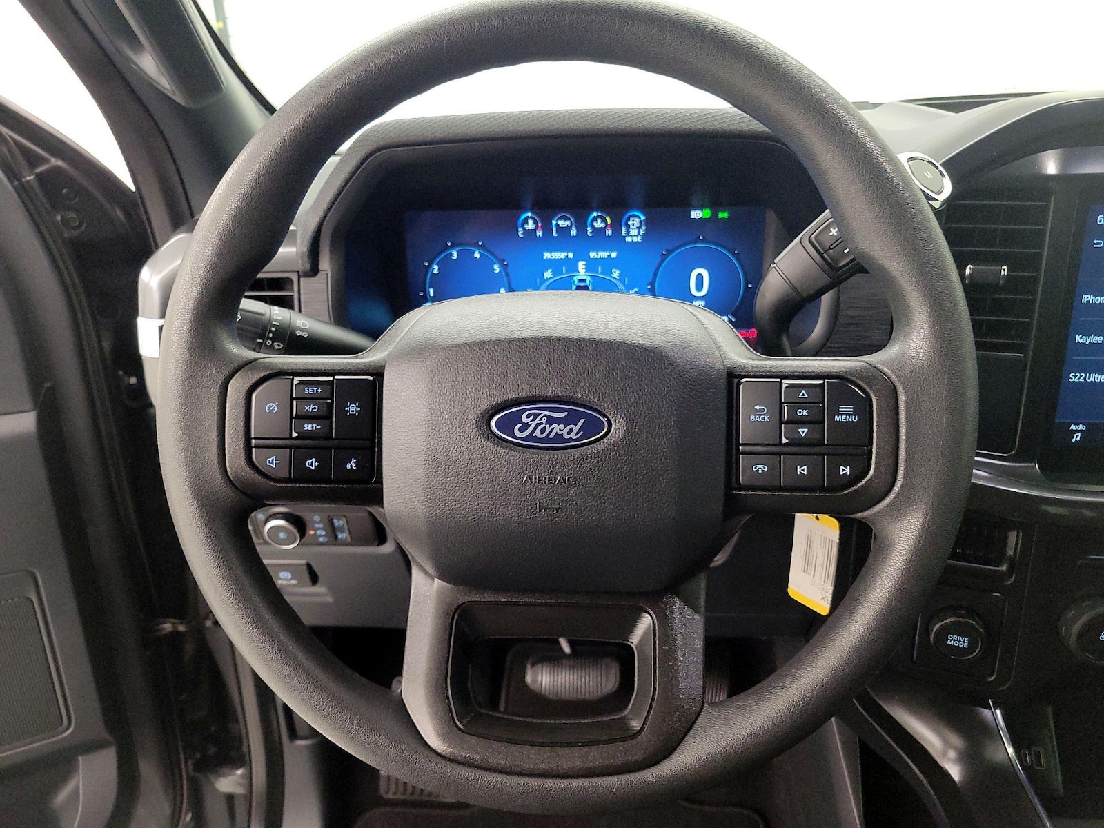 2025 Ford F-150 STX - Photo 11