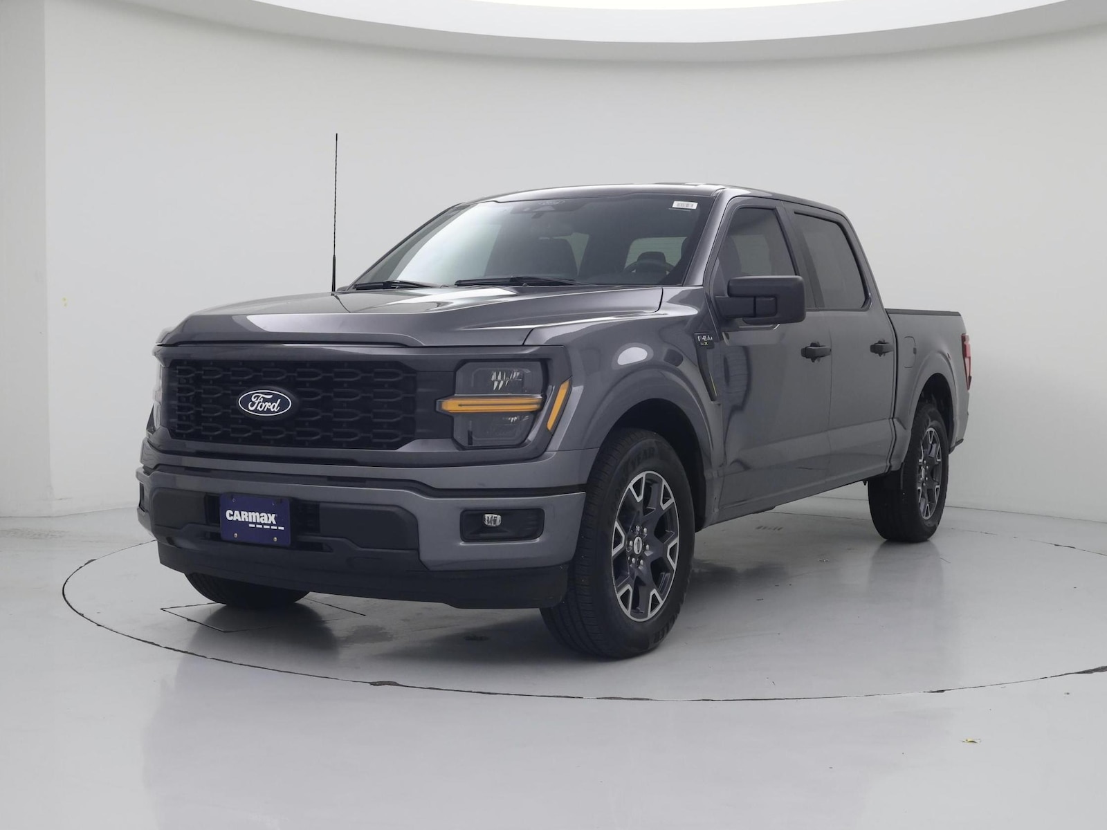 2025 Ford F-150 STX - Photo 5