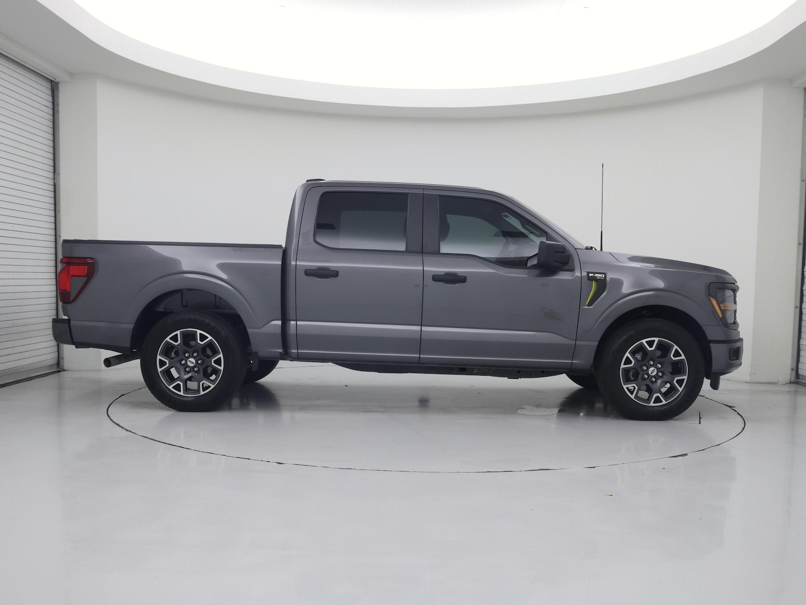 2025 Ford F-150 STX - Photo 8