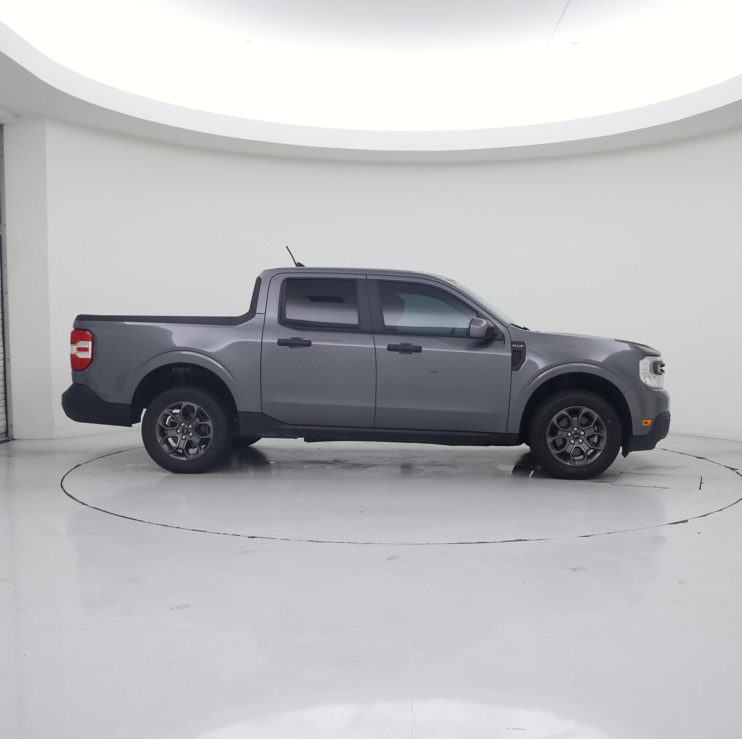 Thumbnail: 2022 Ford Maverick - 7