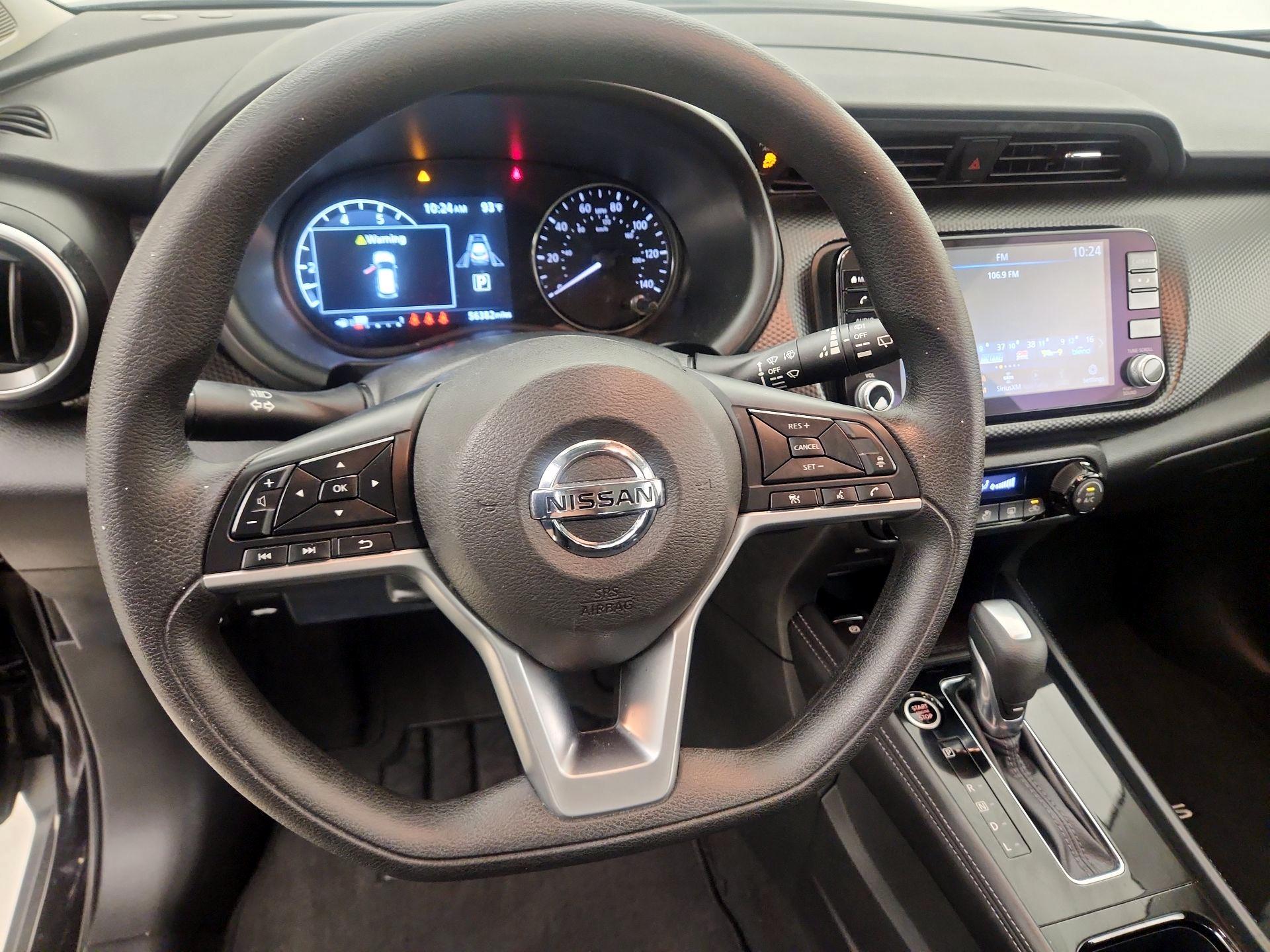 Thumbnail: 2021 Nissan Kicks - 10