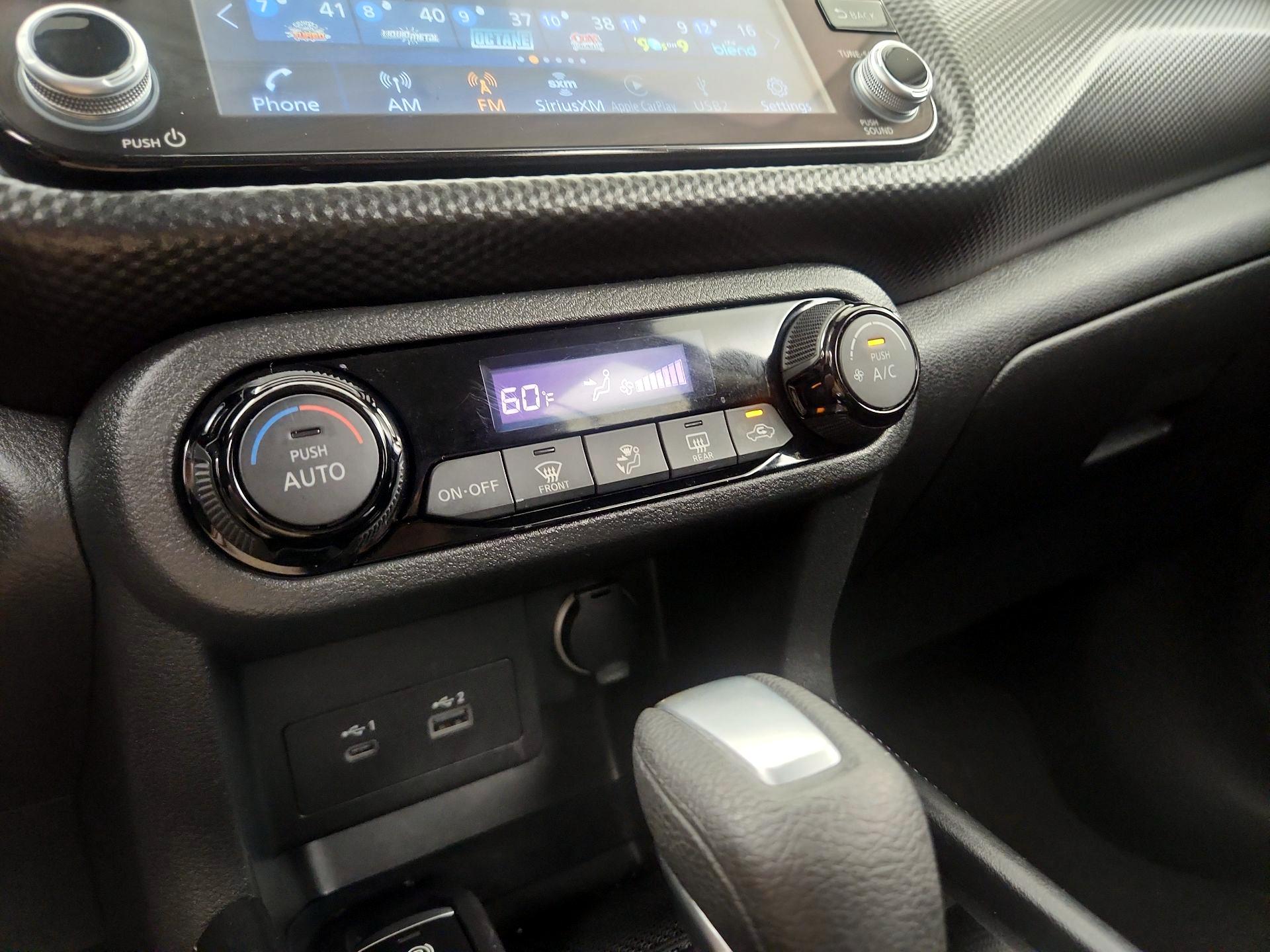 Thumbnail: 2021 Nissan Kicks - 14
