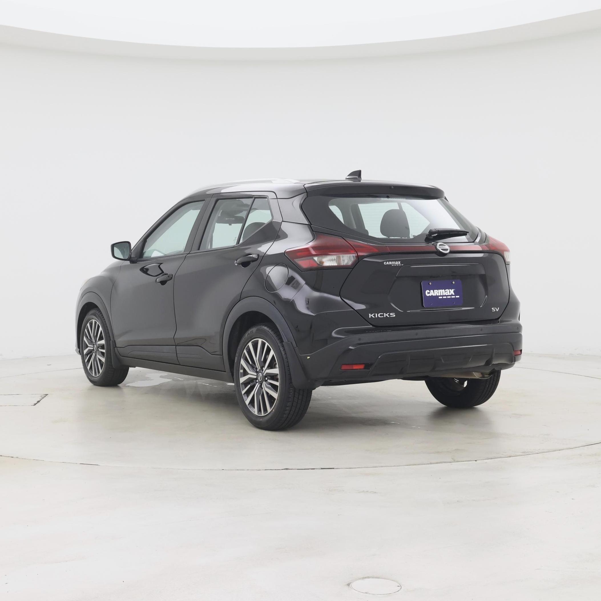 Thumbnail: 2021 Nissan Kicks - 2
