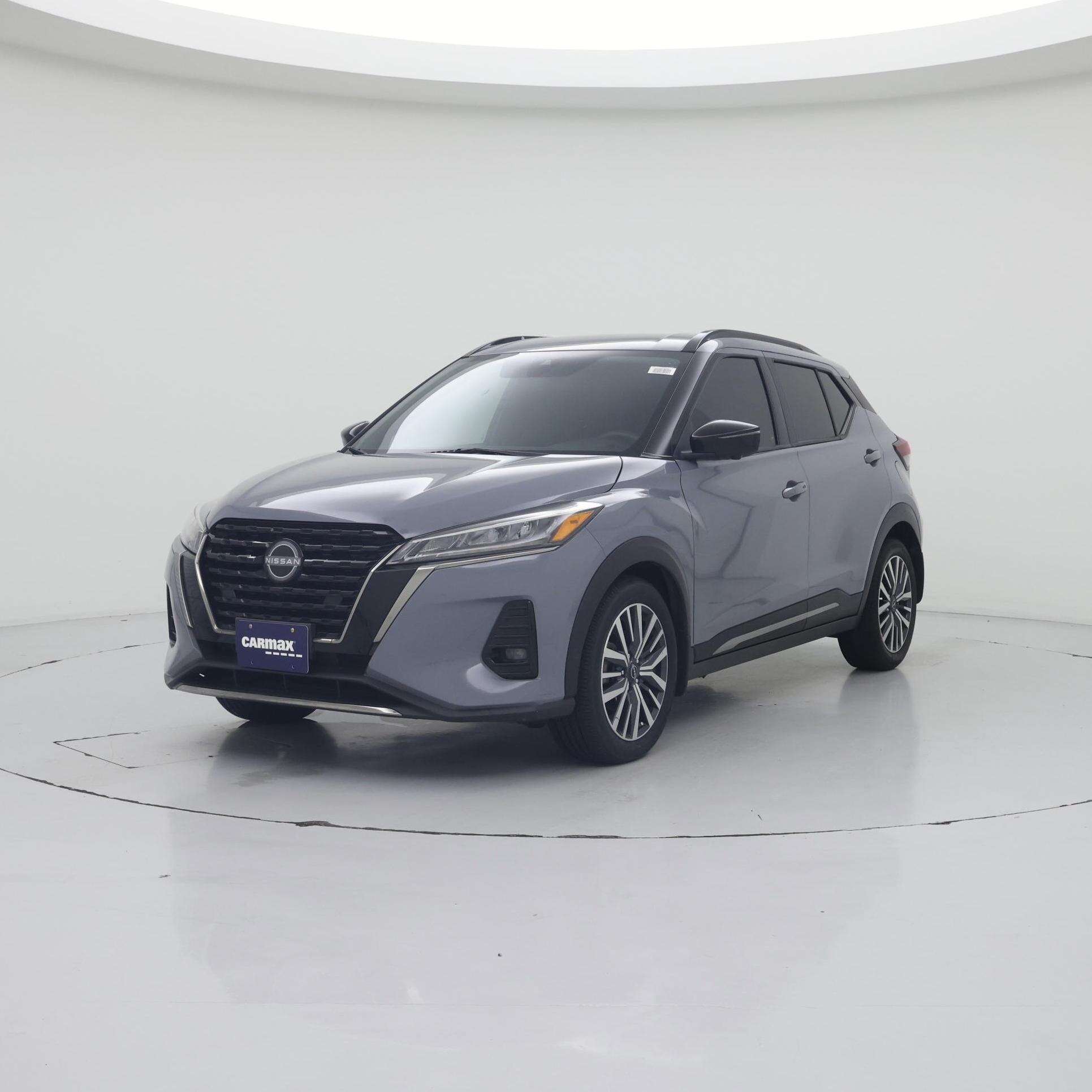 Thumbnail: 2023 Nissan Kicks - 4