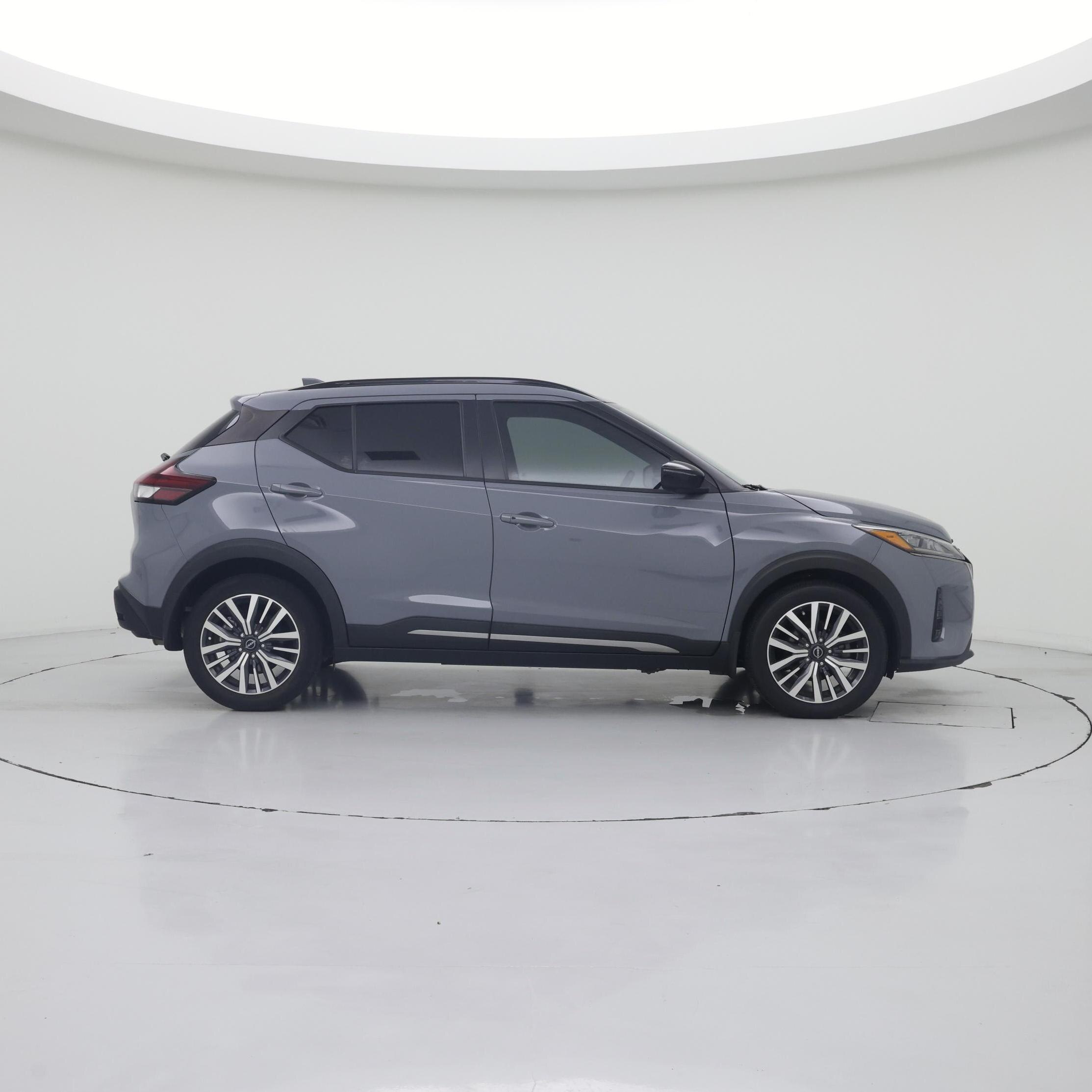 Thumbnail: 2023 Nissan Kicks - 7