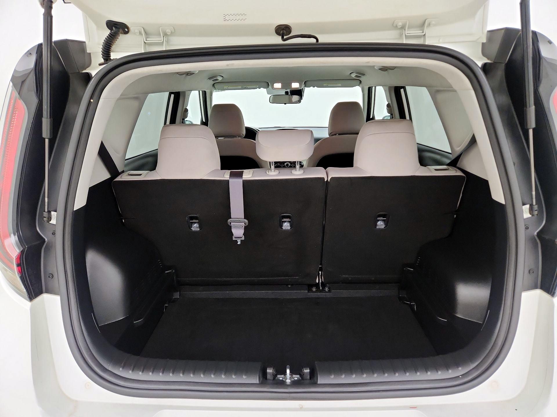 Thumbnail: 2023 Kia Soul - 20