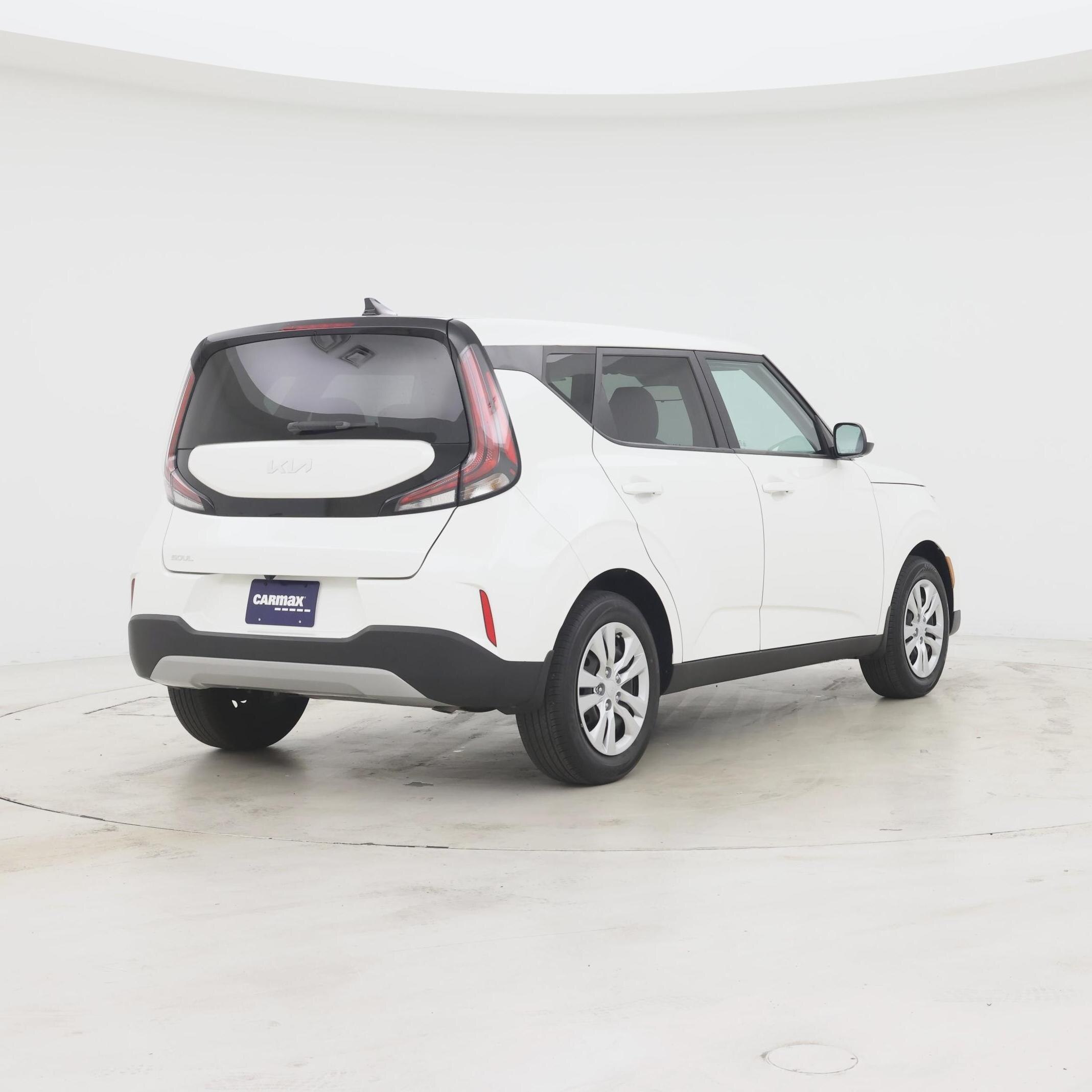 Thumbnail: 2023 Kia Soul - 8
