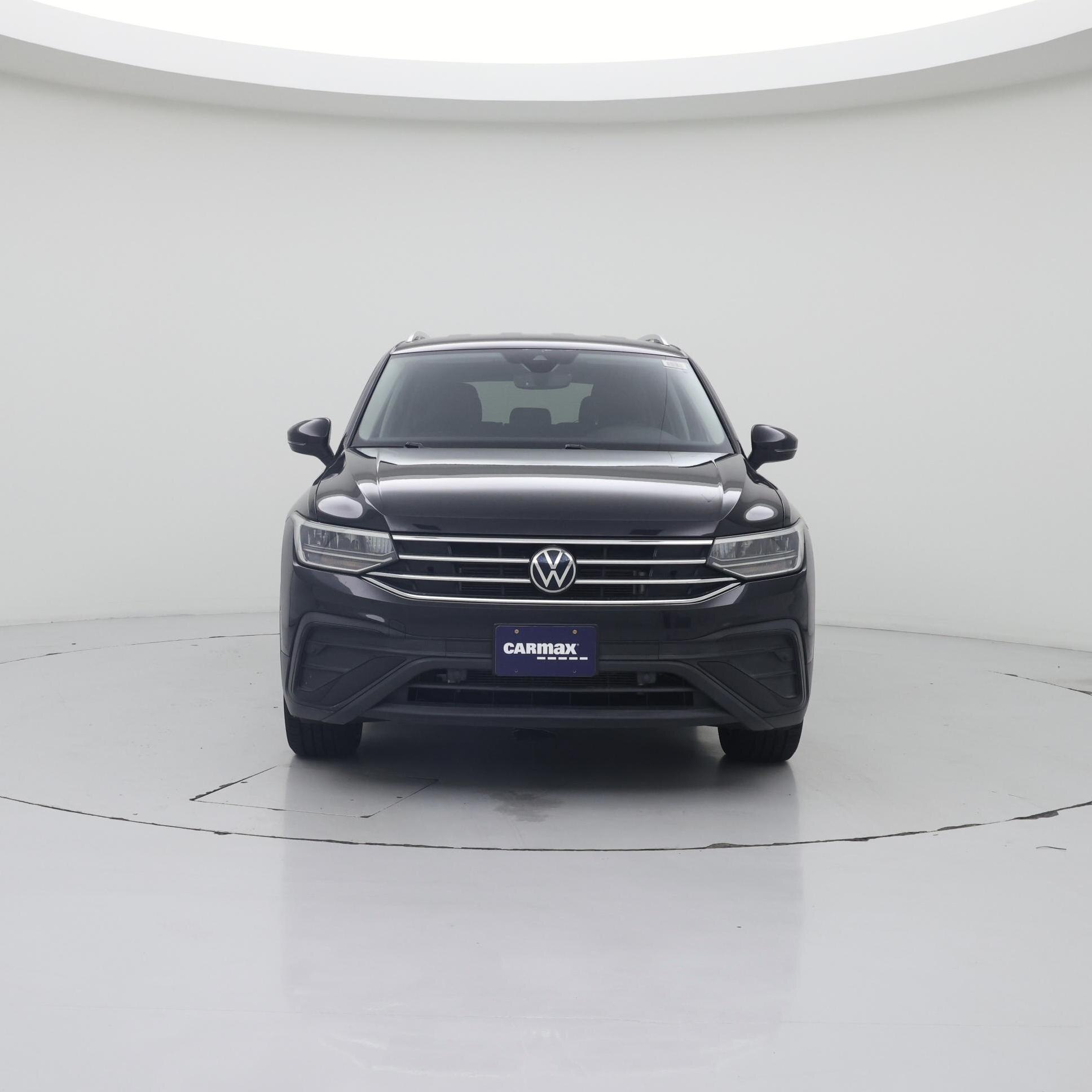 Thumbnail: 2023 Volkswagen Tiguan - 5