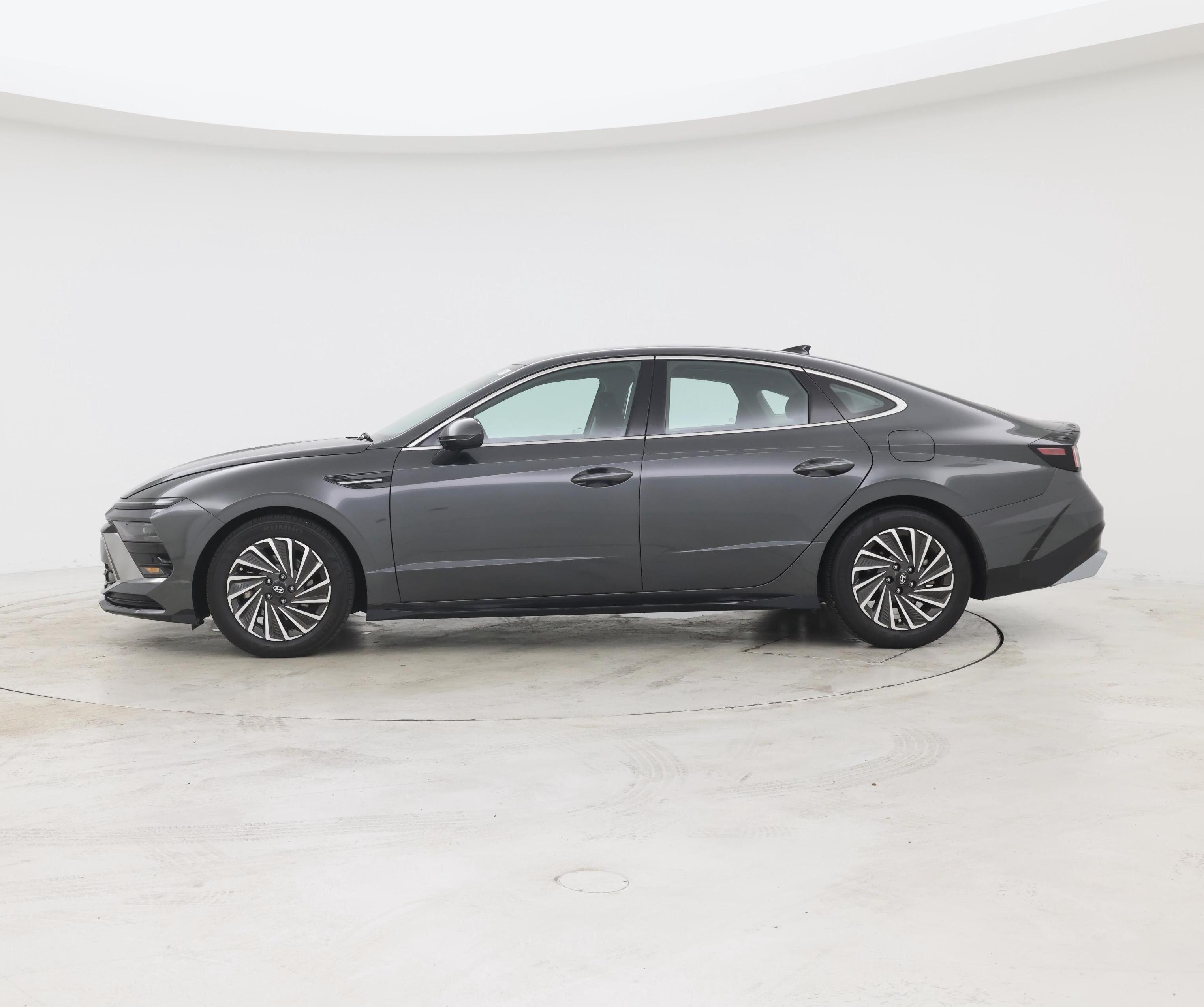 Thumbnail: 2025 Hyundai Sonata - 3