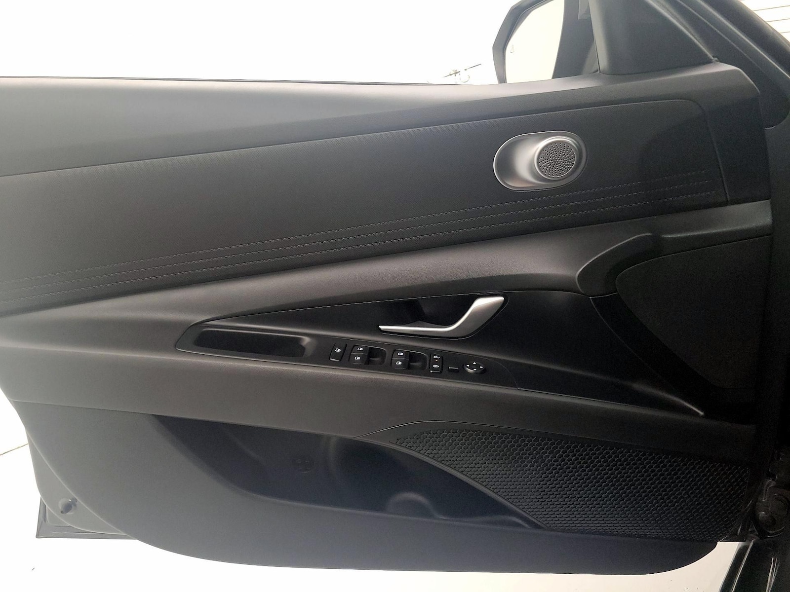 2026 Hyundai Elantra Blue - Photo 13