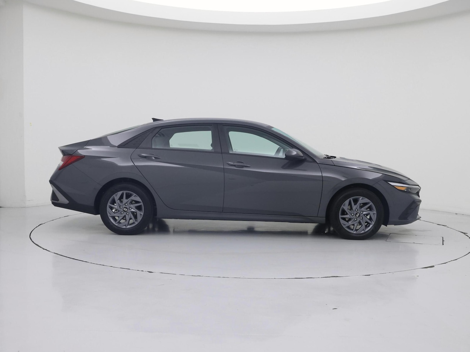 2026 Hyundai Elantra Blue - Photo 8