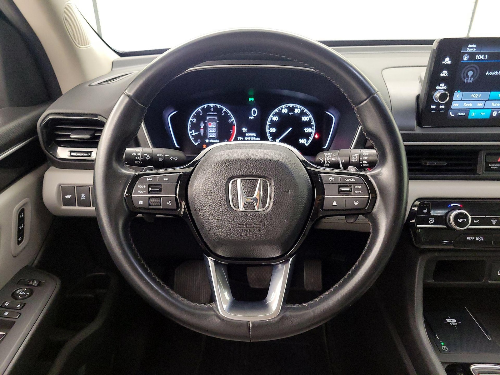 2024 Honda Pilot EX-L - Photo 11