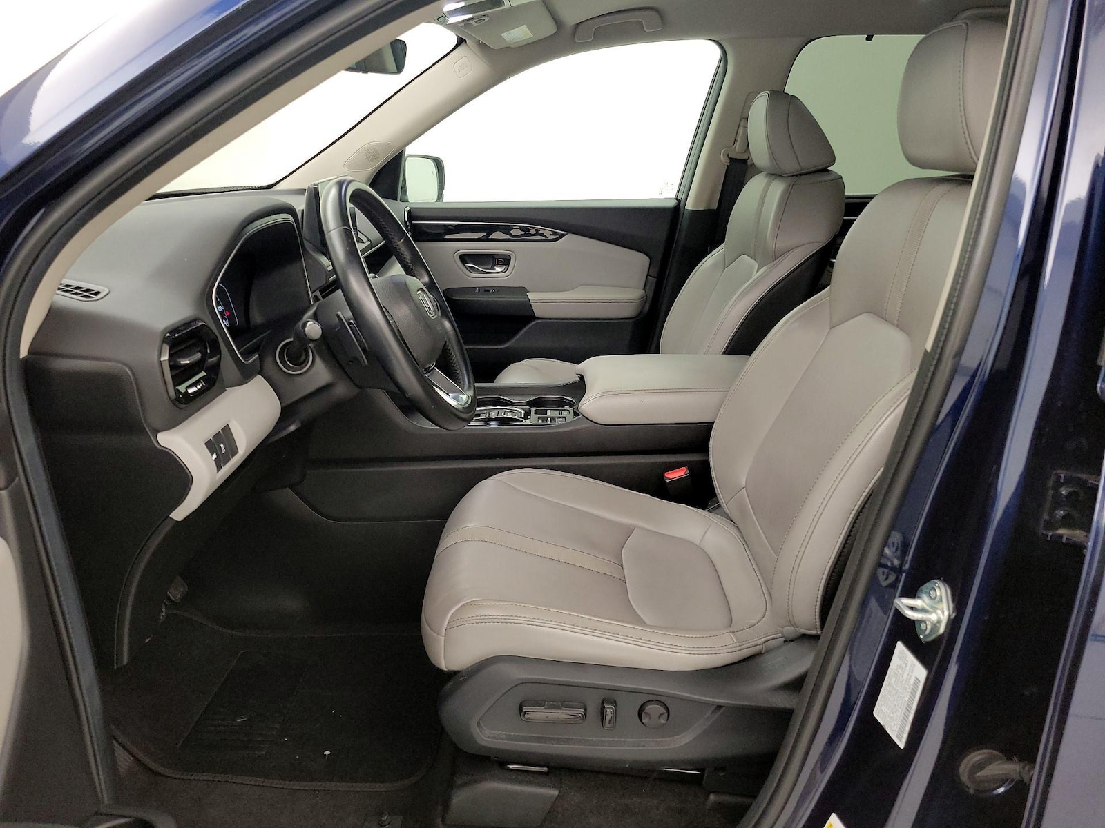 2024 Honda Pilot EX-L - Photo 12