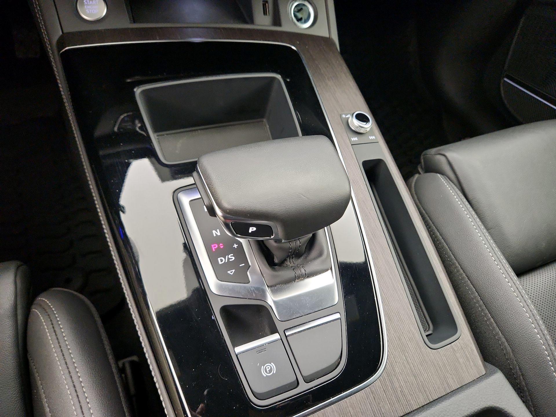 Thumbnail: 2023 Audi Q5 - 18