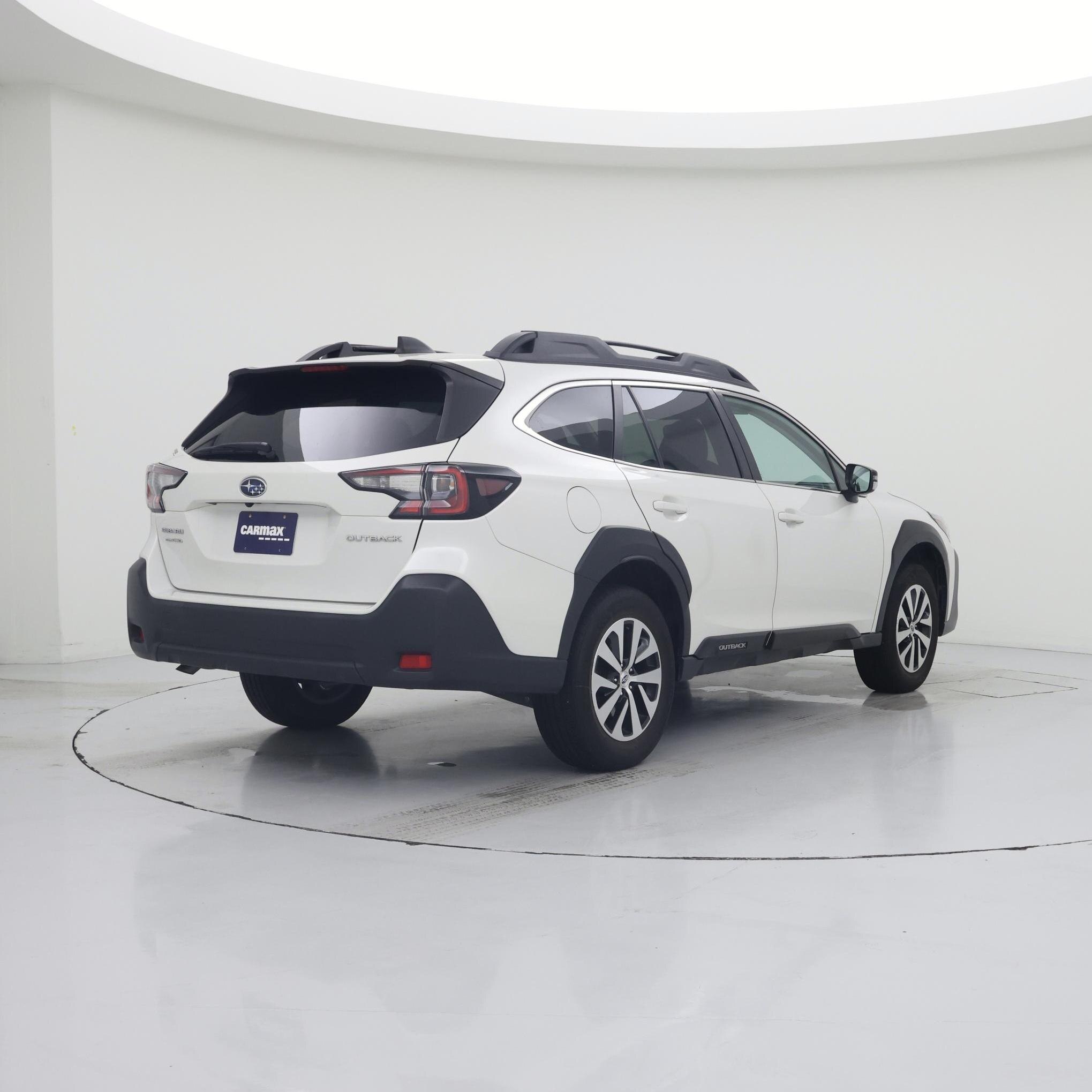Thumbnail: 2023 Subaru Outback - 8