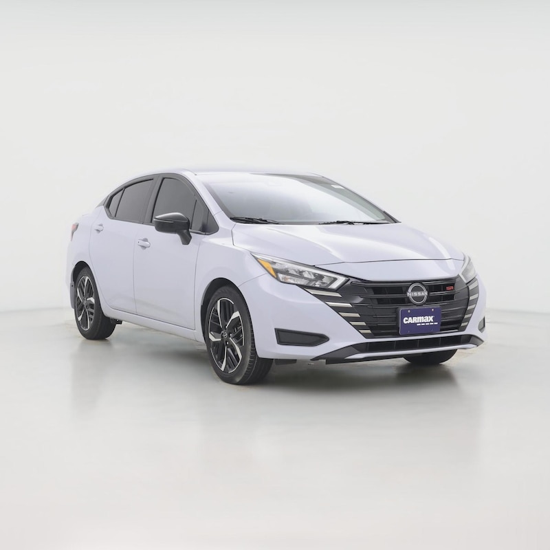 2024 Nissan Versa SR