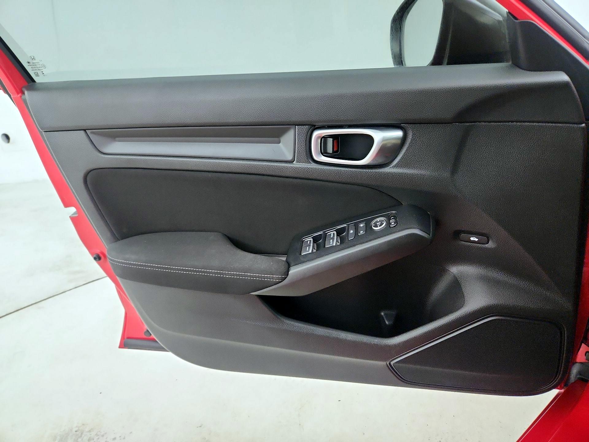 Thumbnail: 2023 Honda Civic - 12