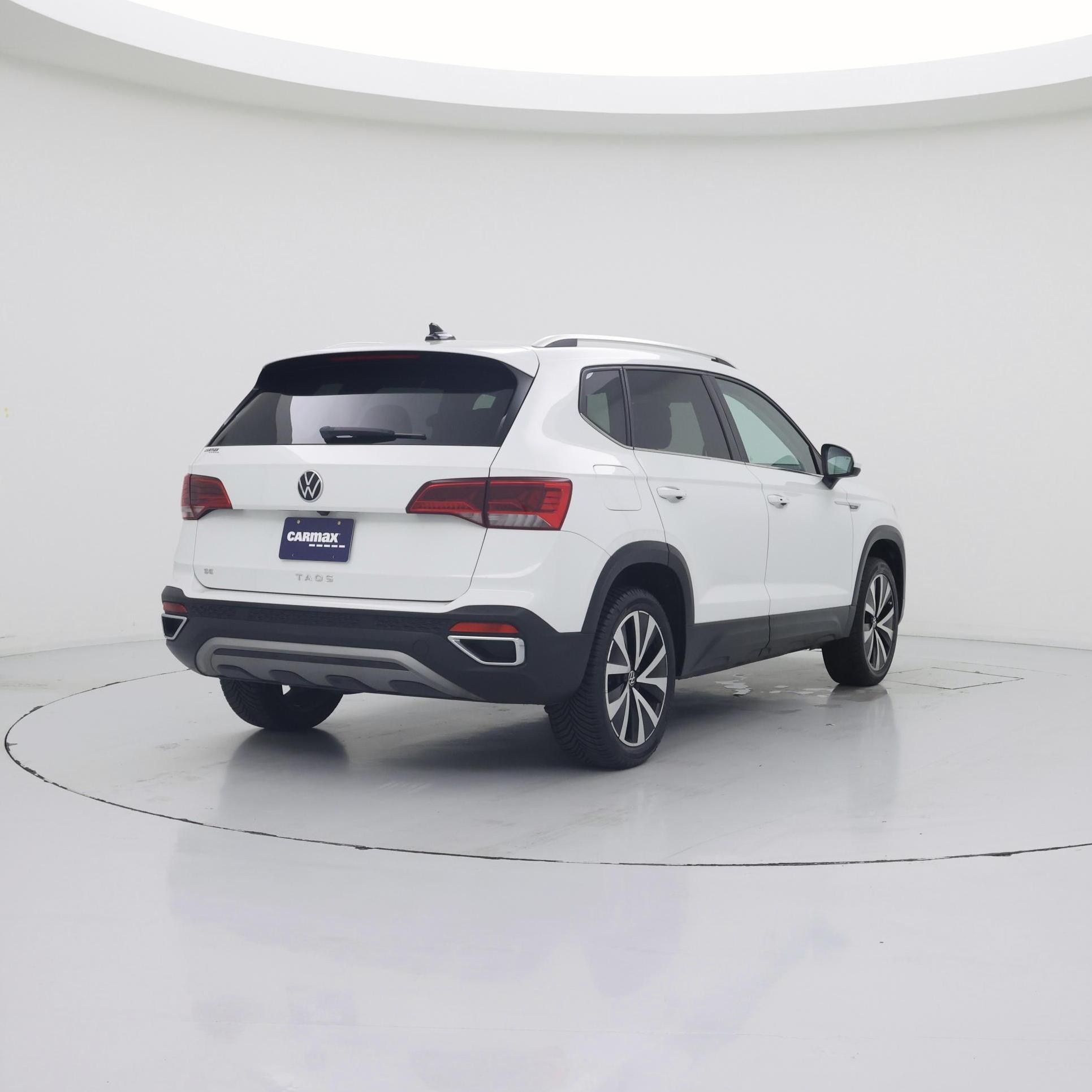 Thumbnail: 2024 Volkswagen Taos - 8
