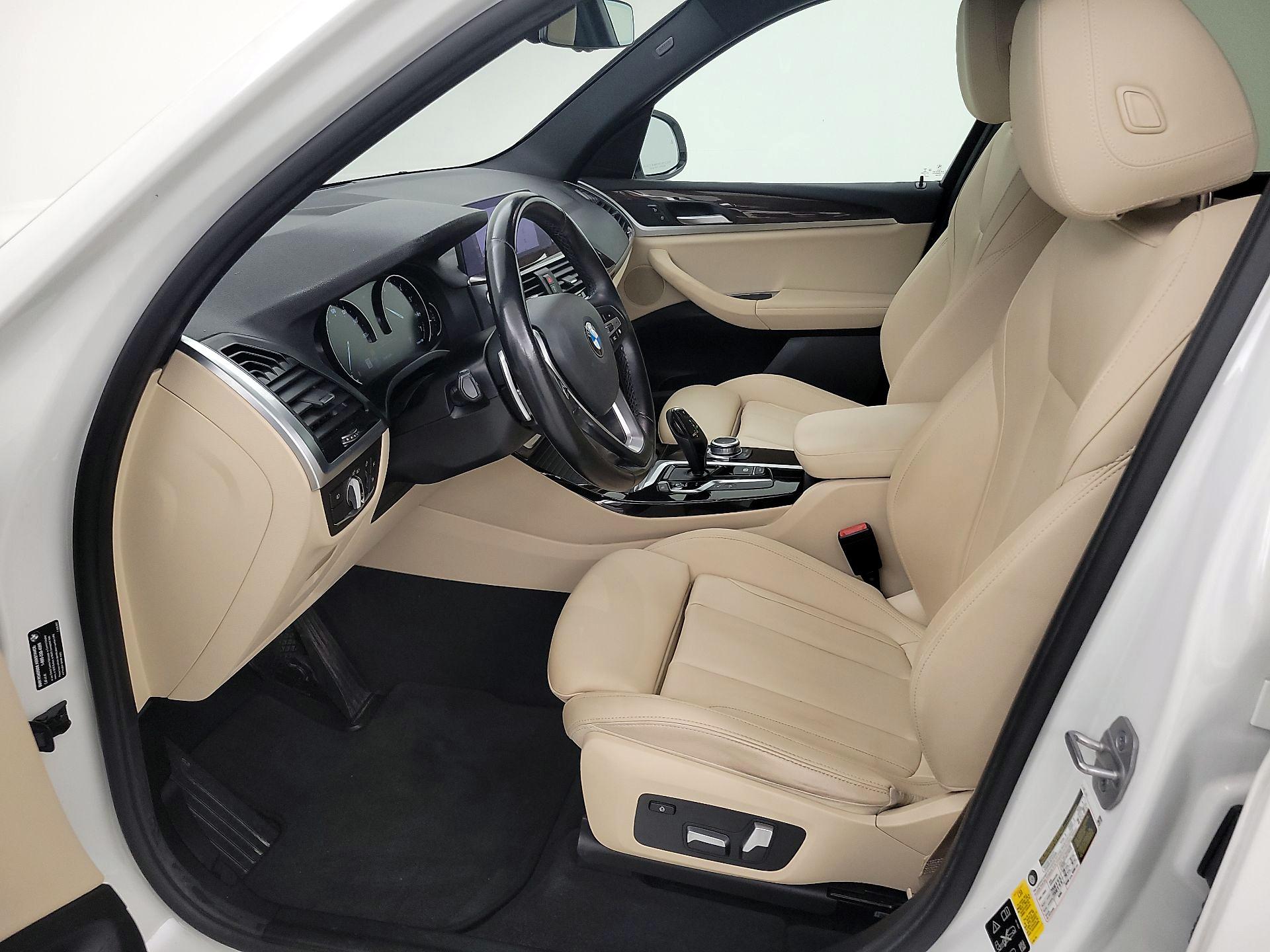 Thumbnail: 2021 BMW X3 - 11