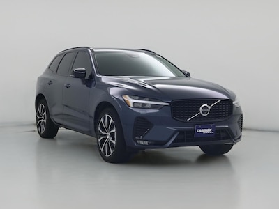 2023 Volvo XC60 B5 Plus Dark Theme