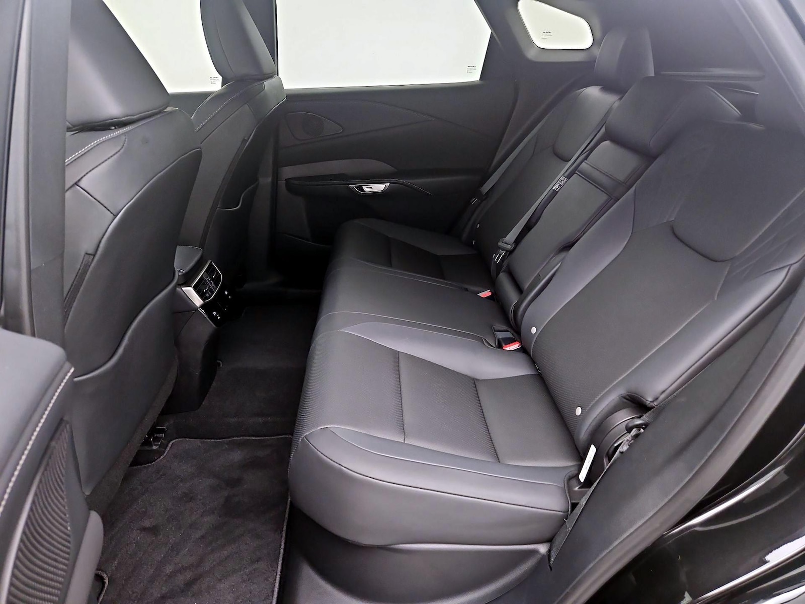 2025 Lexus RX 350 - Photo 20