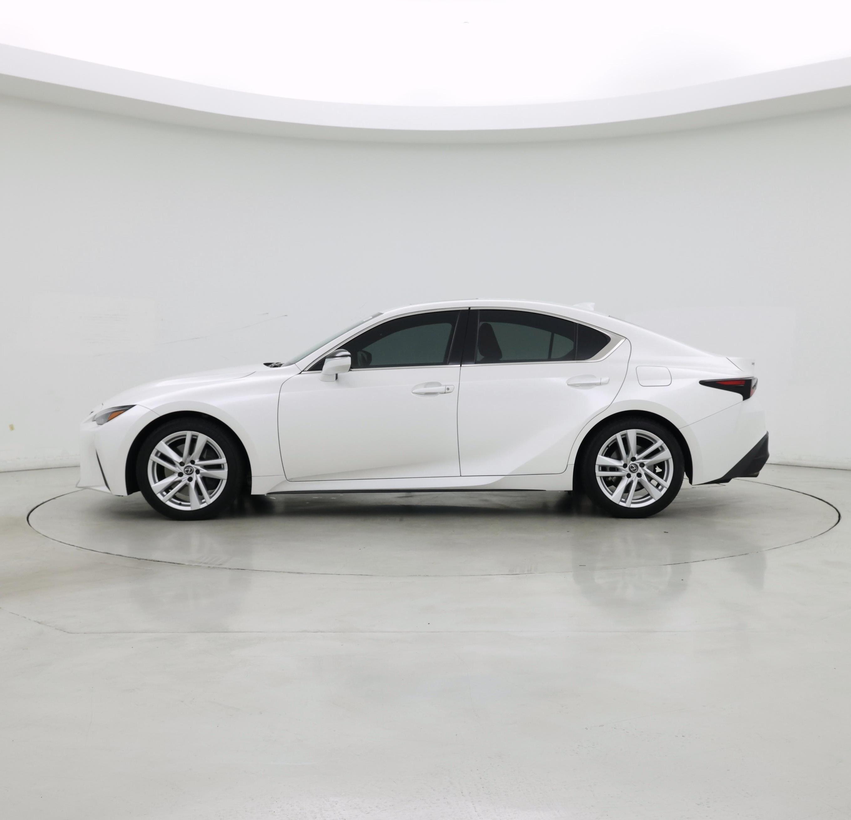 Thumbnail: 2025 Lexus IS - 3
