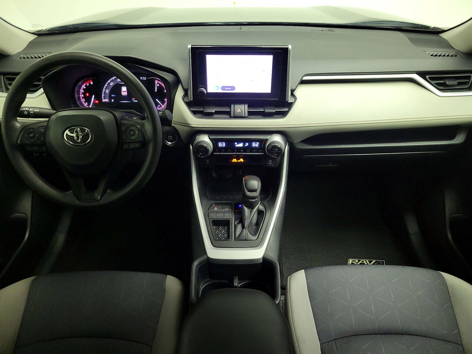 Thumbnail: 2025 Toyota RAV4 - 9