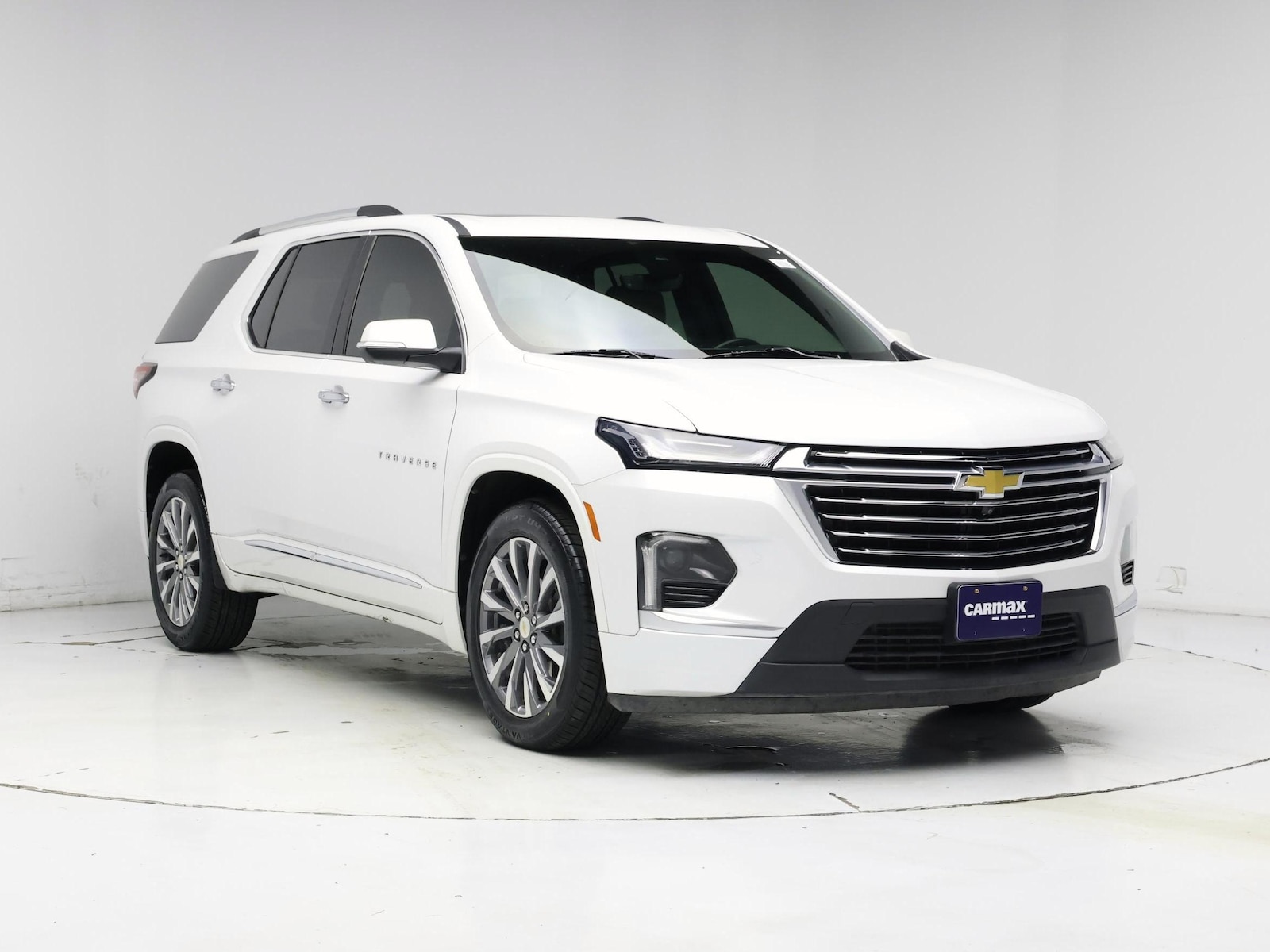 2023 Chevrolet Traverse Premier - Photo 2