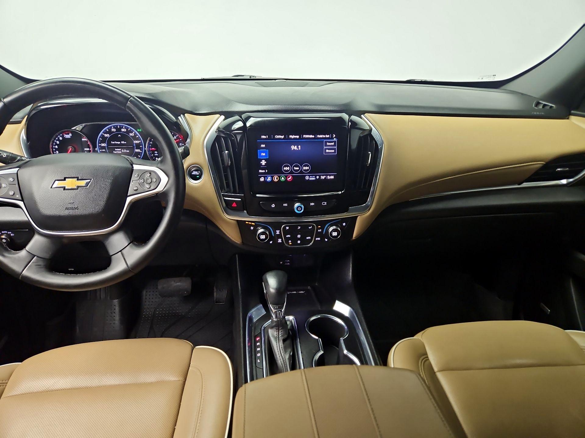 Thumbnail: 2023 Chevrolet Traverse - 9