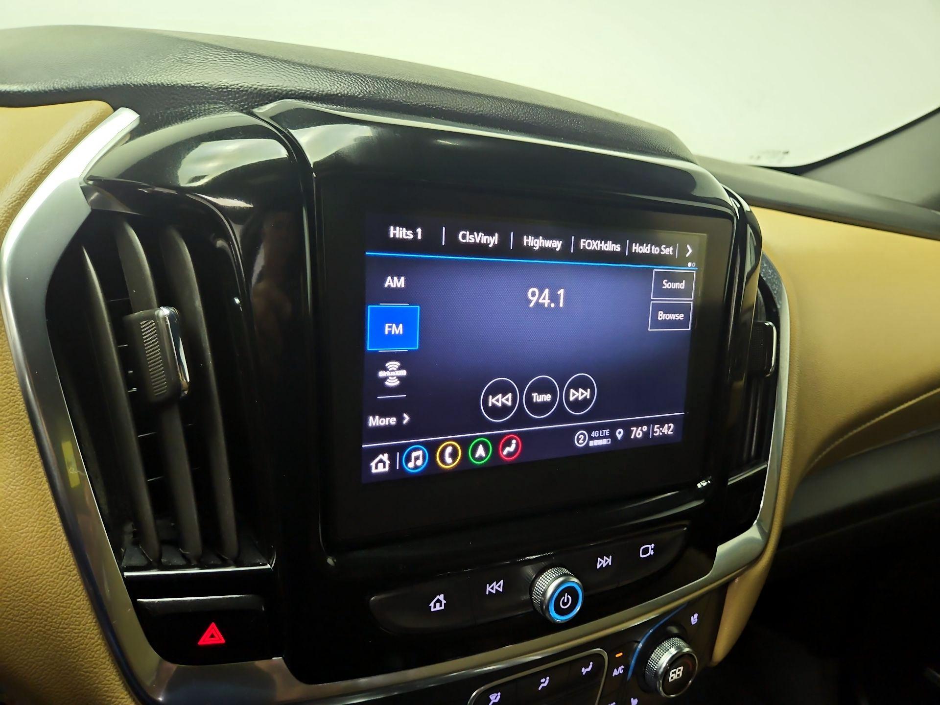 Thumbnail: 2023 Chevrolet Traverse - 15