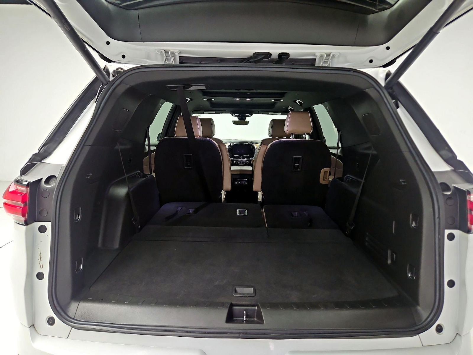 2023 Chevrolet Traverse Premier - Photo 24