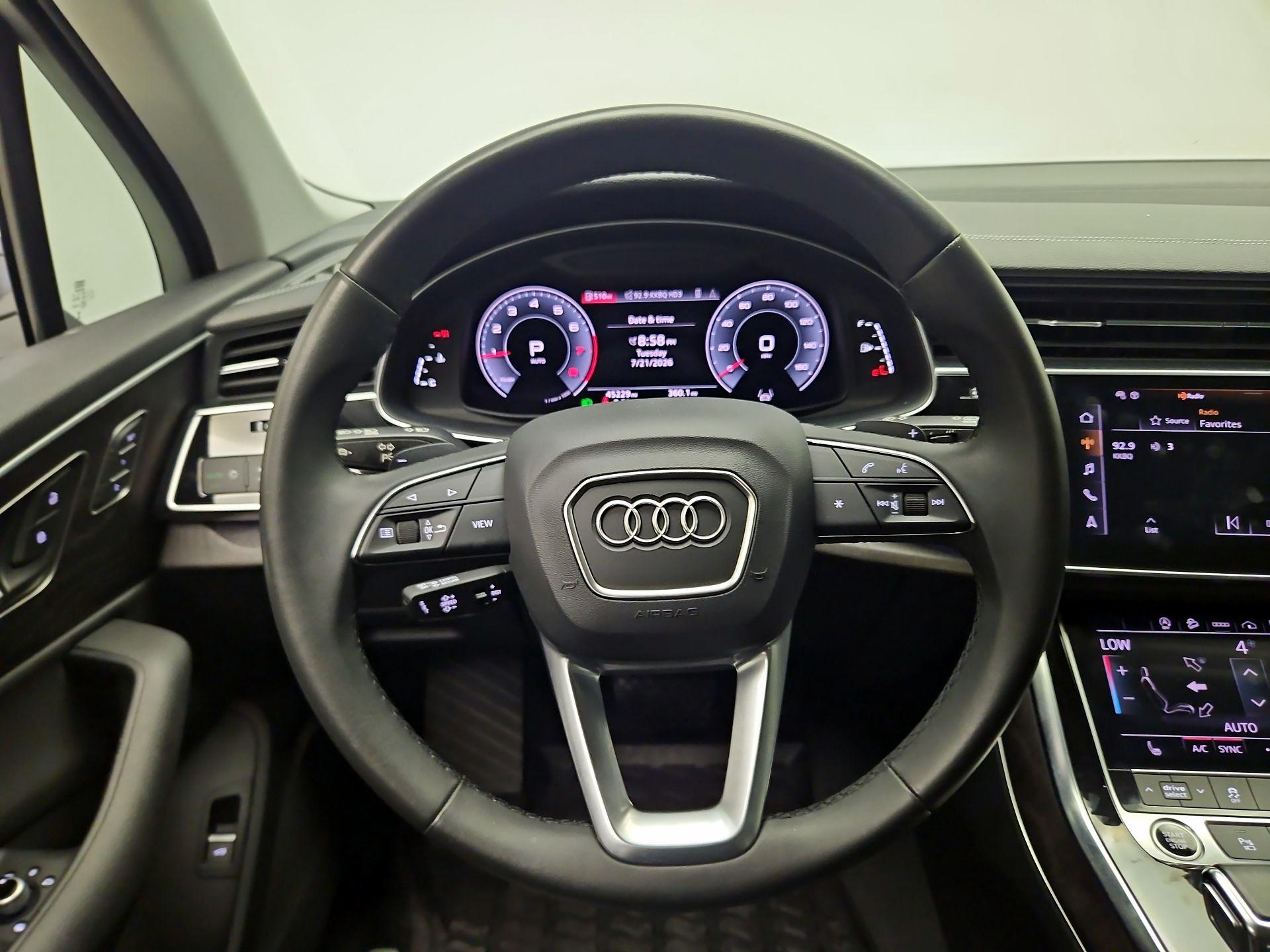 Thumbnail: 2023 Audi Q7 - 10