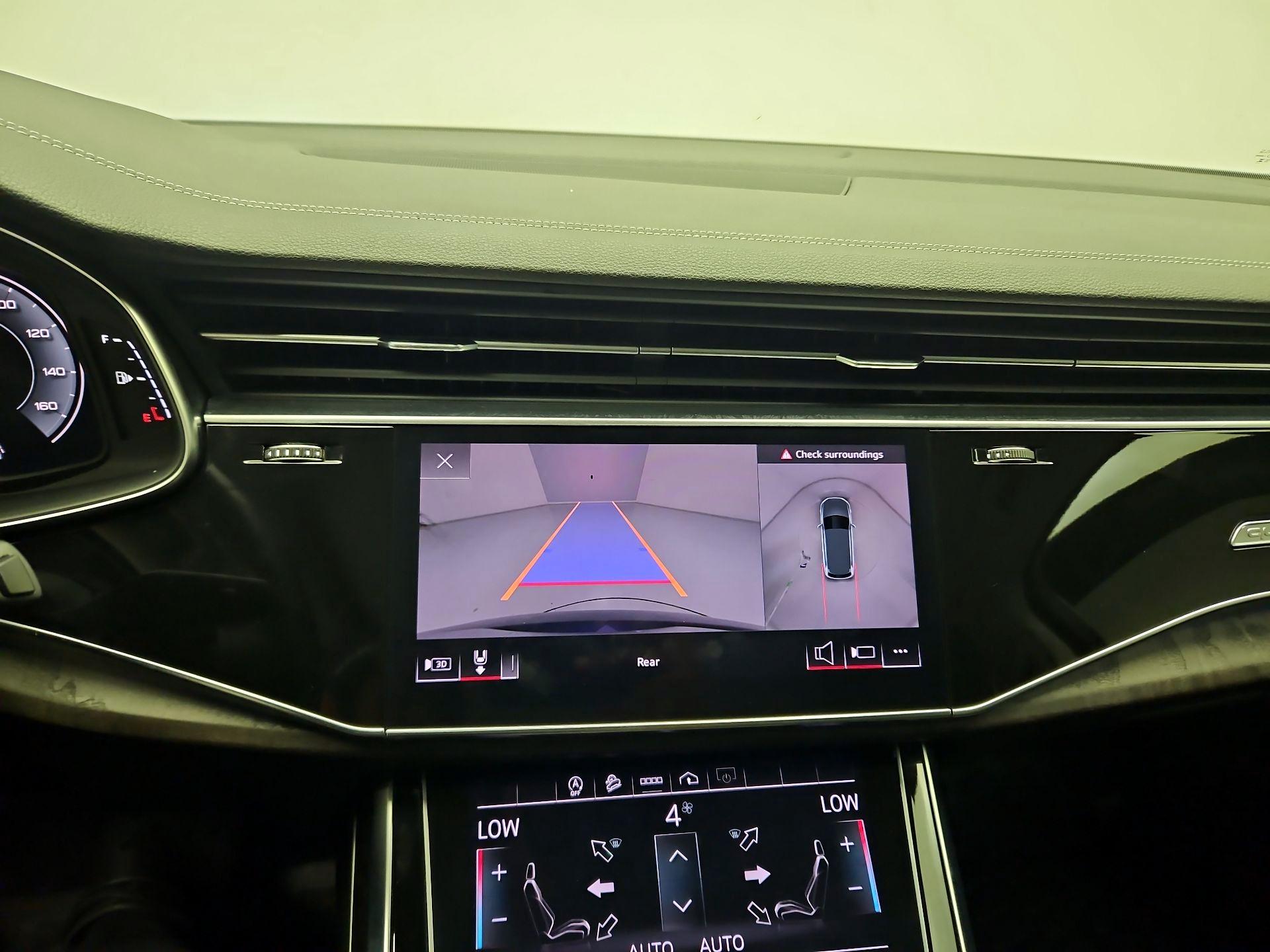 Thumbnail: 2023 Audi Q7 - 13