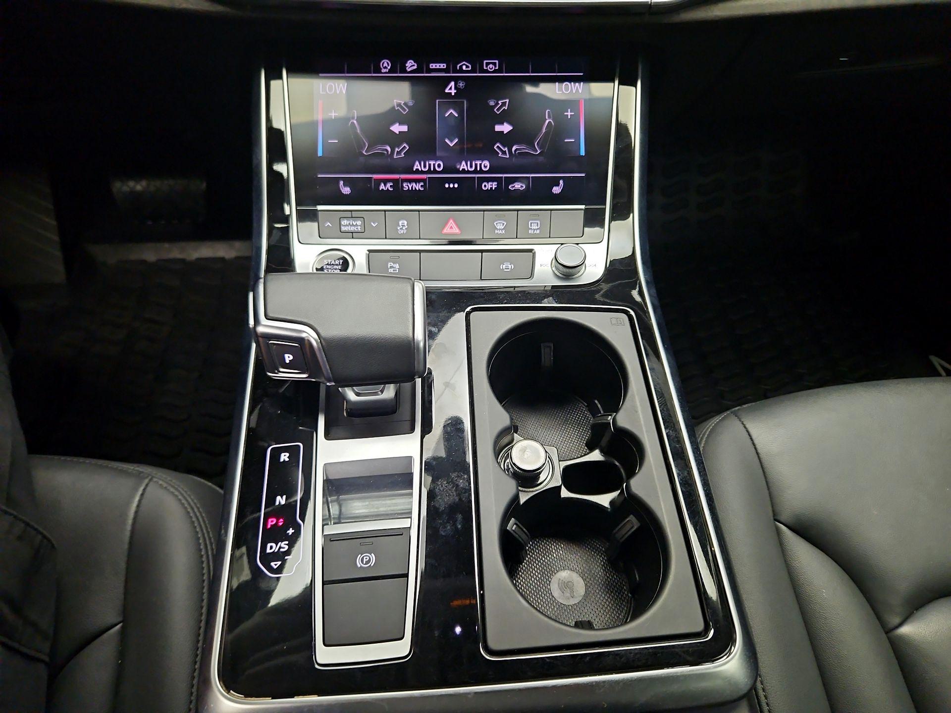 Thumbnail: 2023 Audi Q7 - 16