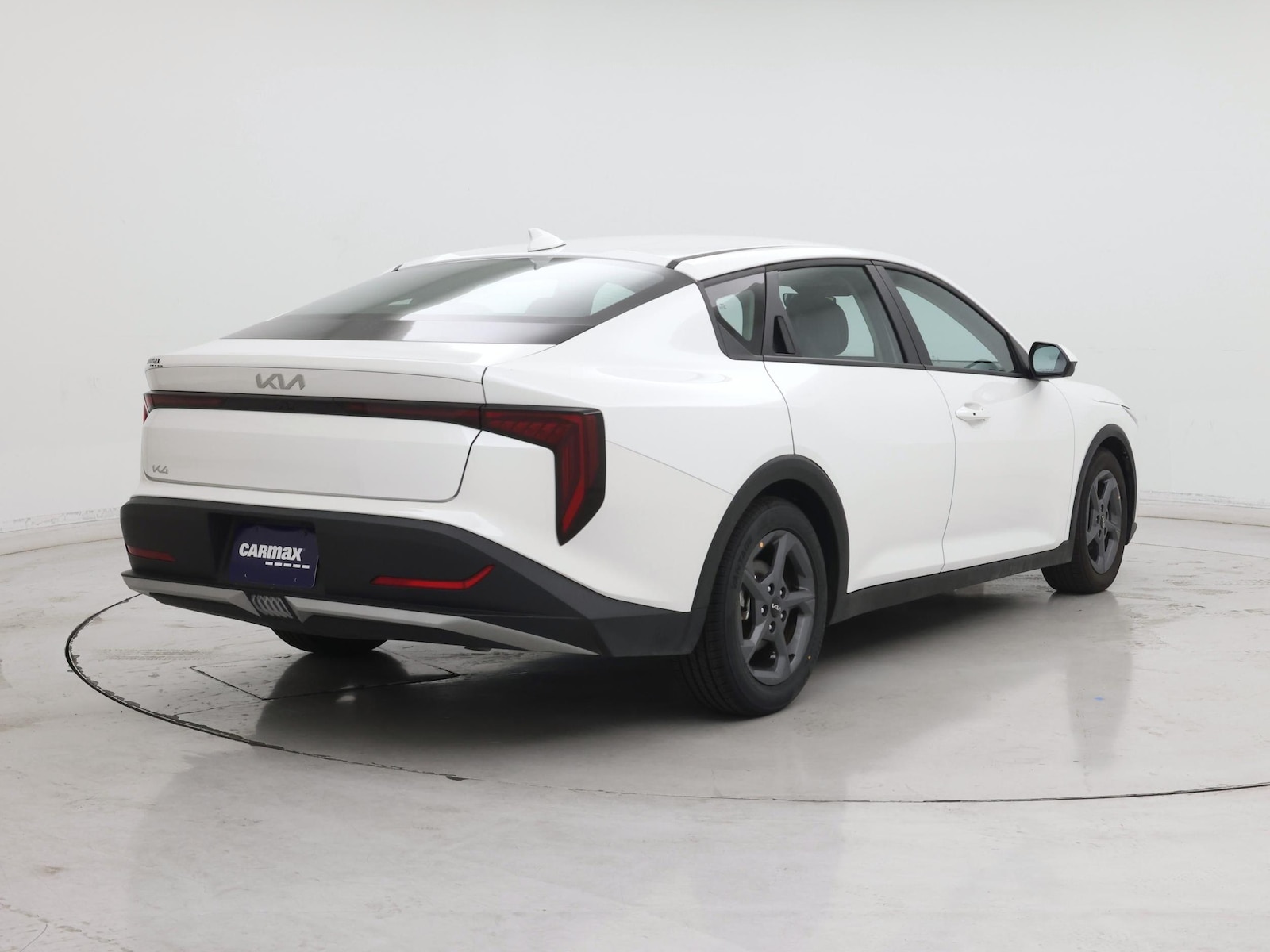 2025 Kia K4 LXS - Photo 9