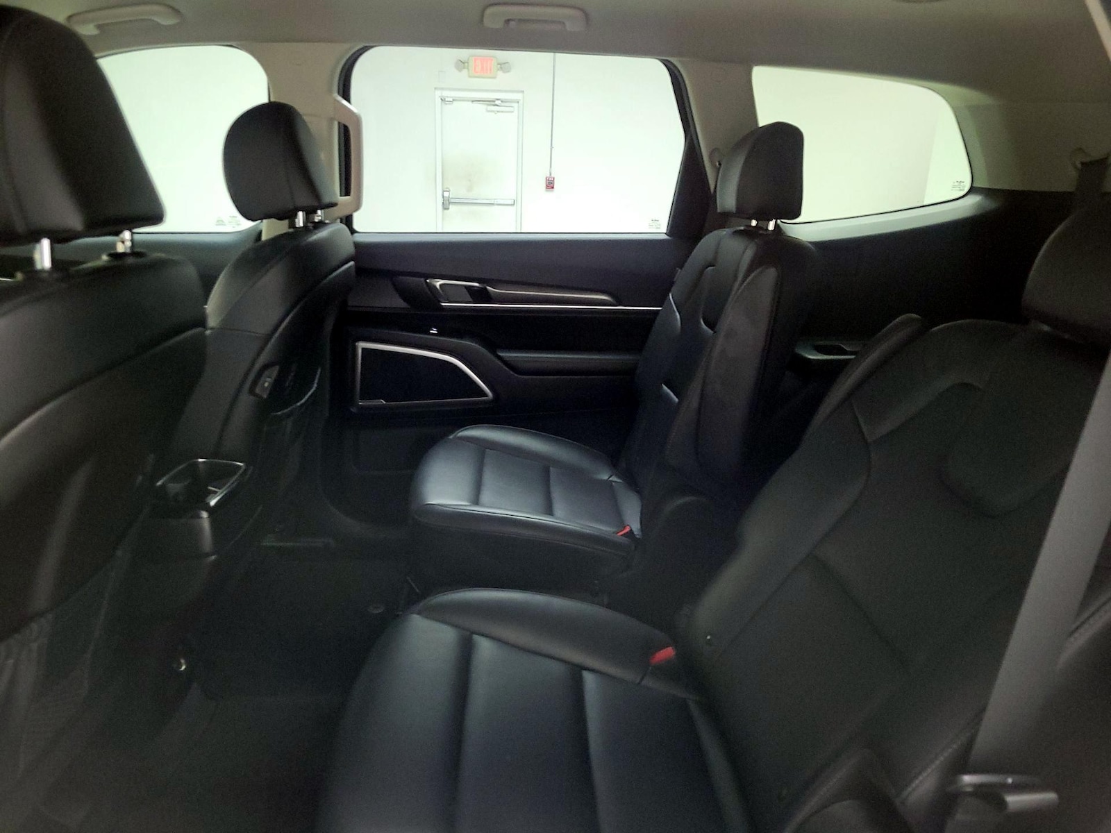 2024 Kia Telluride S - Photo 21