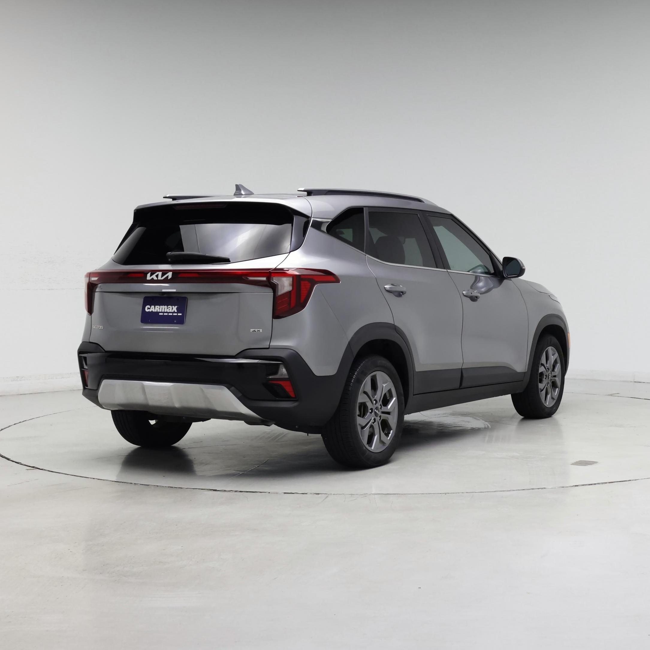 Thumbnail: 2024 Kia Seltos - 8