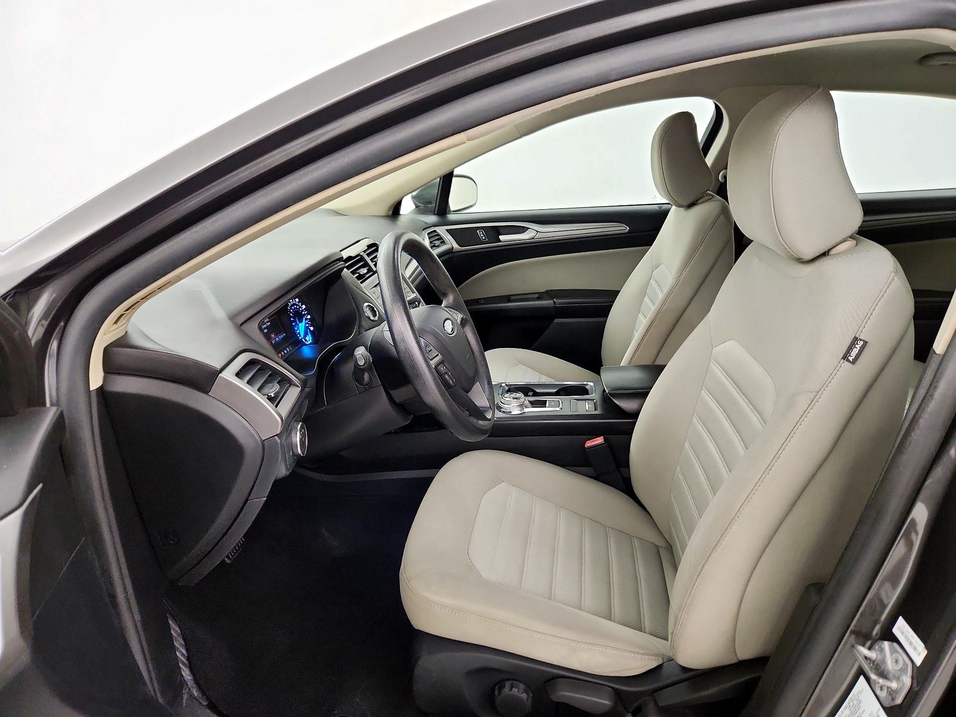 Thumbnail: 2020 Ford Fusion - 11