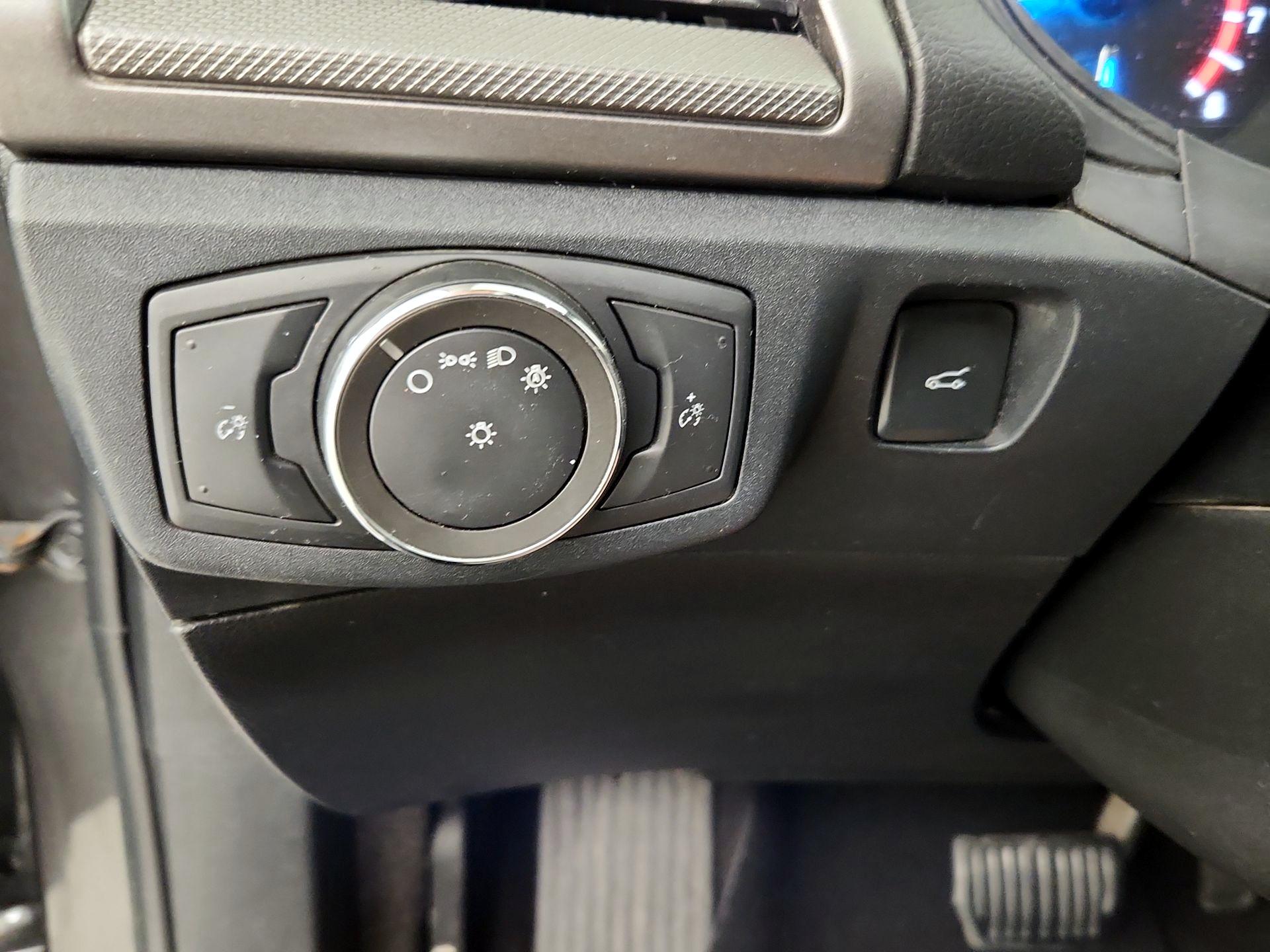 Thumbnail: 2020 Ford Fusion - 13