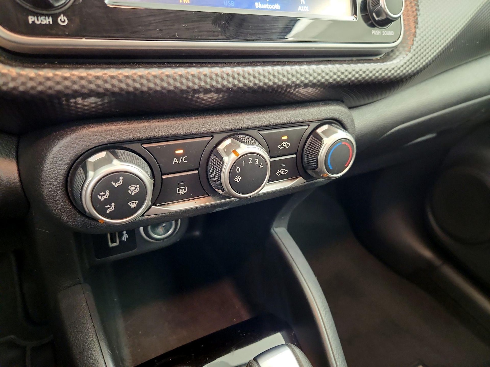 2020 Nissan Kicks S - Photo 17