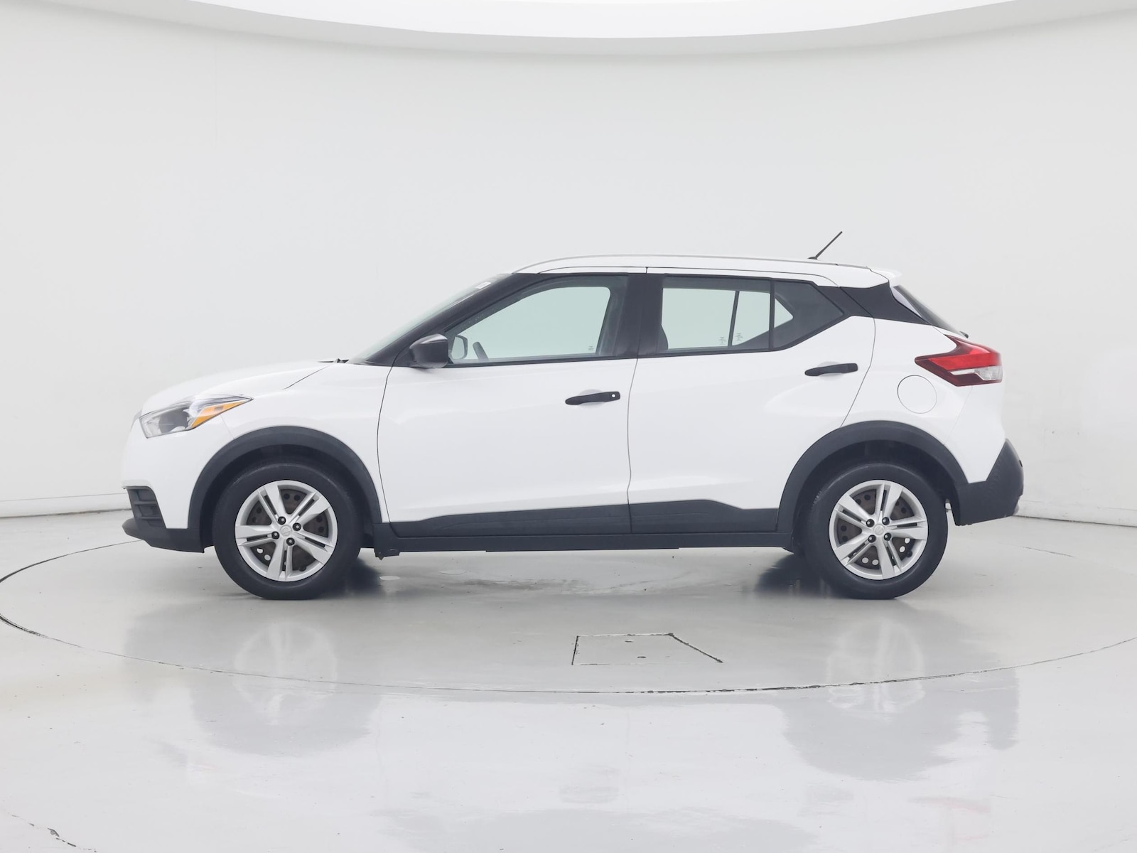 2020 Nissan Kicks S - Photo 4