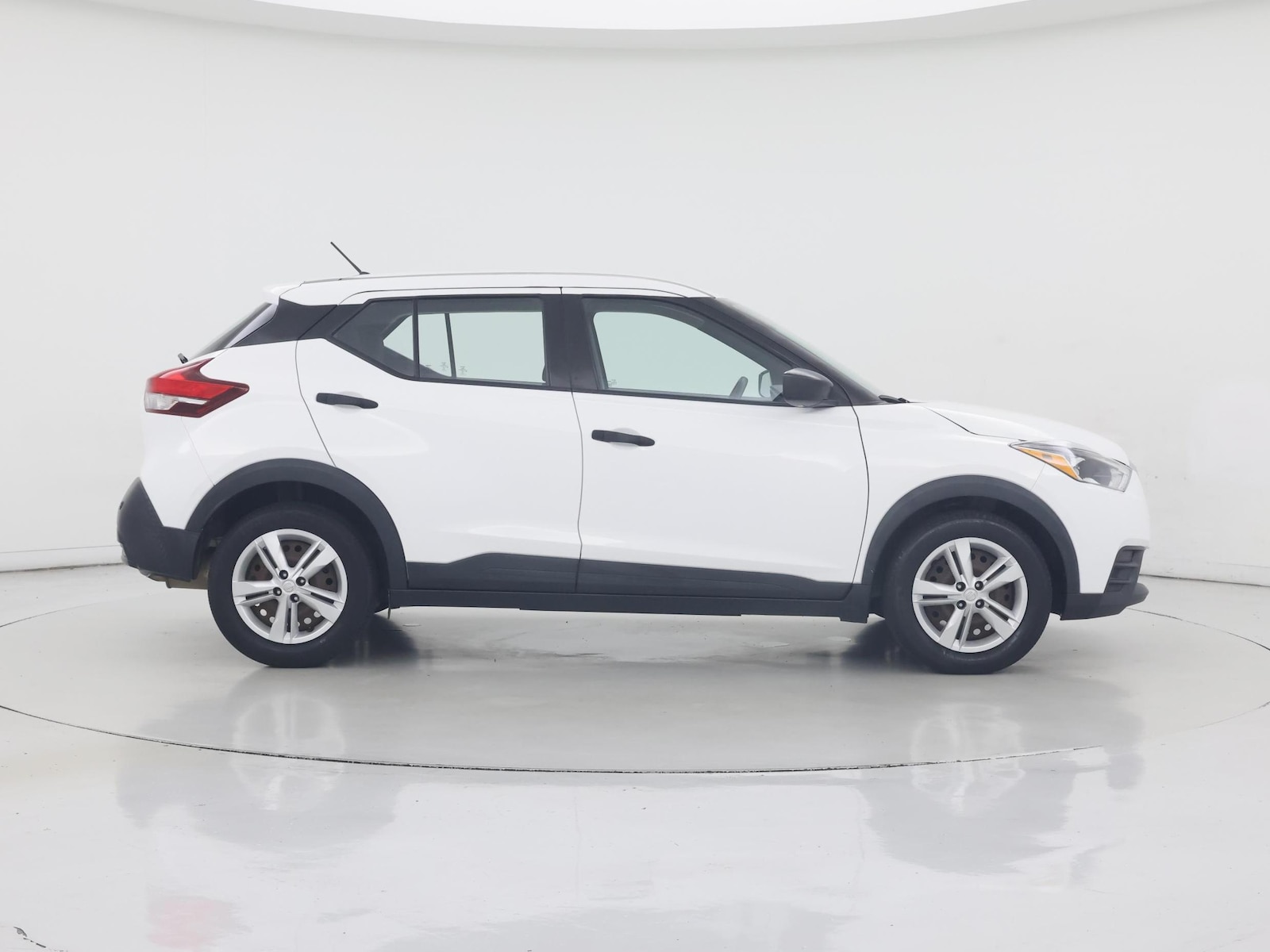 2020 Nissan Kicks S - Photo 8