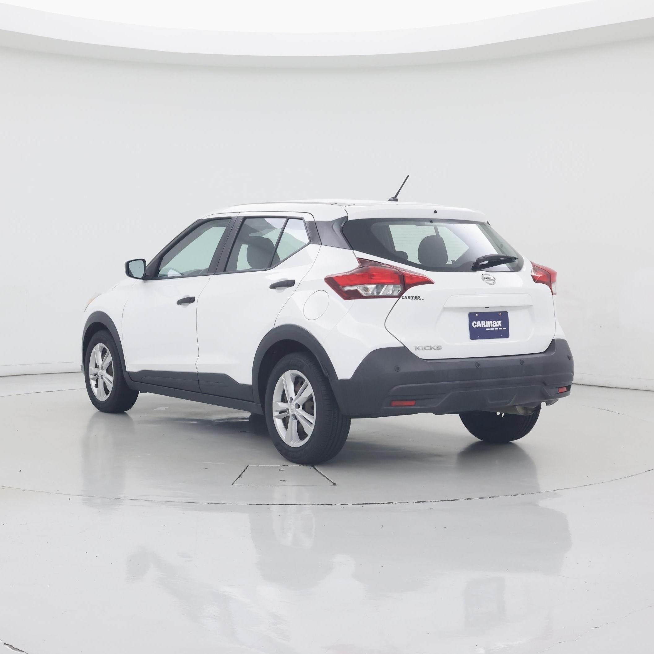 Thumbnail: 2020 Nissan Kicks - 2