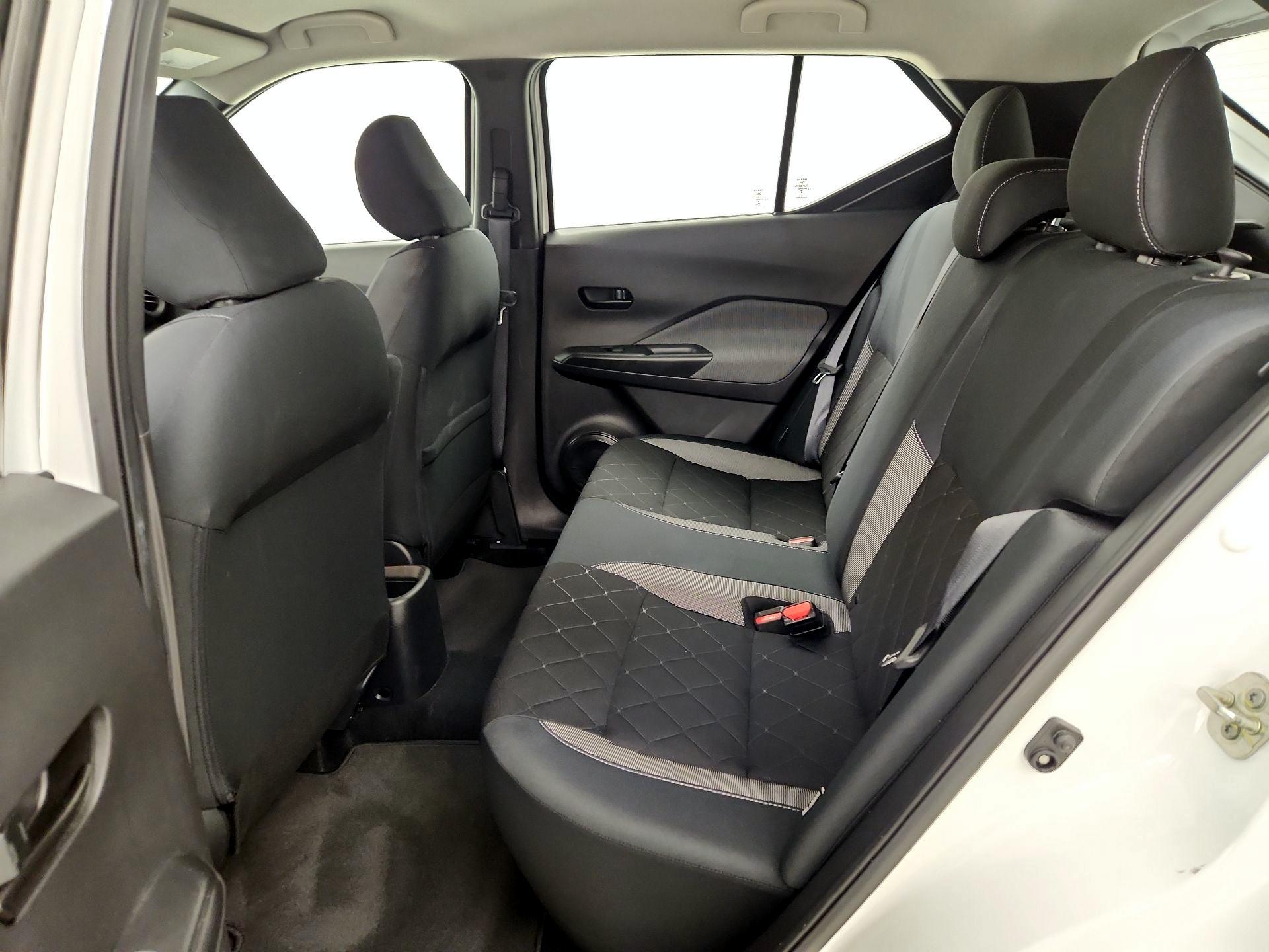 Thumbnail: 2020 Nissan Kicks - 19