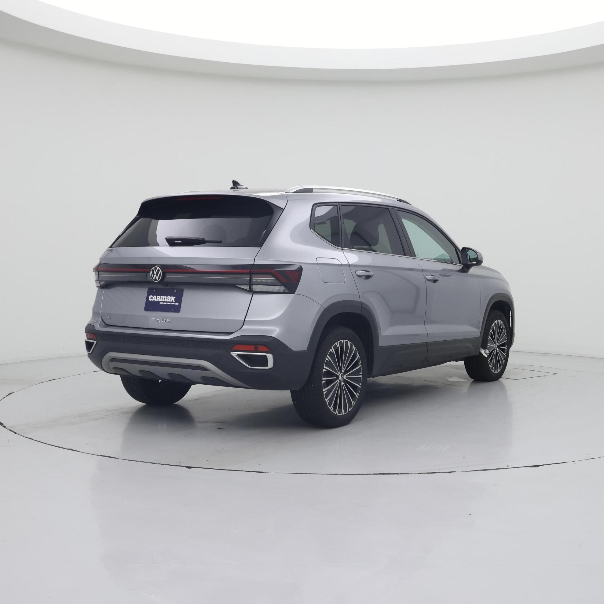 Thumbnail: 2025 Volkswagen Taos - 8