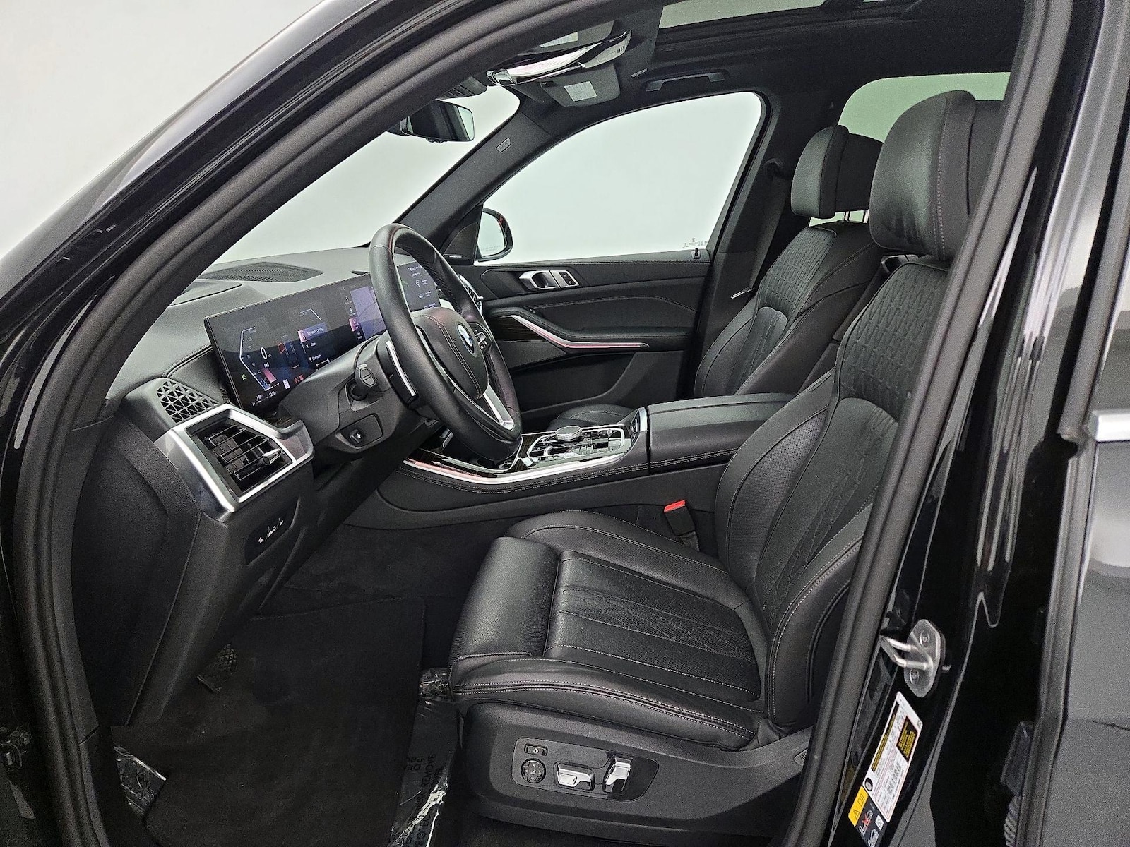 2025 BMW X5 50e - Photo 12