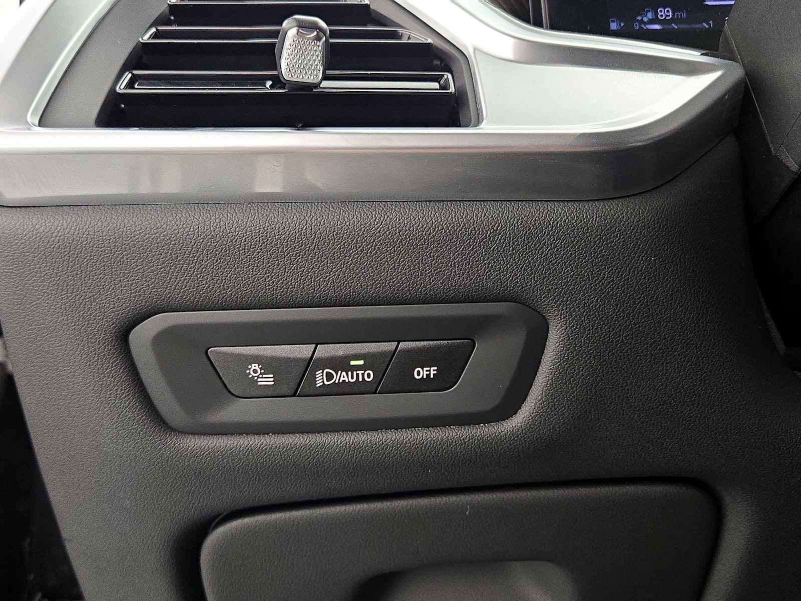 2025 BMW X5 50e - Photo 14