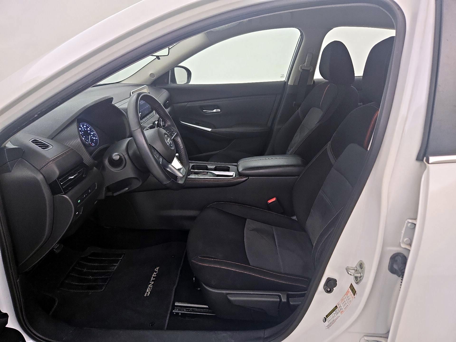 Thumbnail: 2021 Nissan Sentra - 11