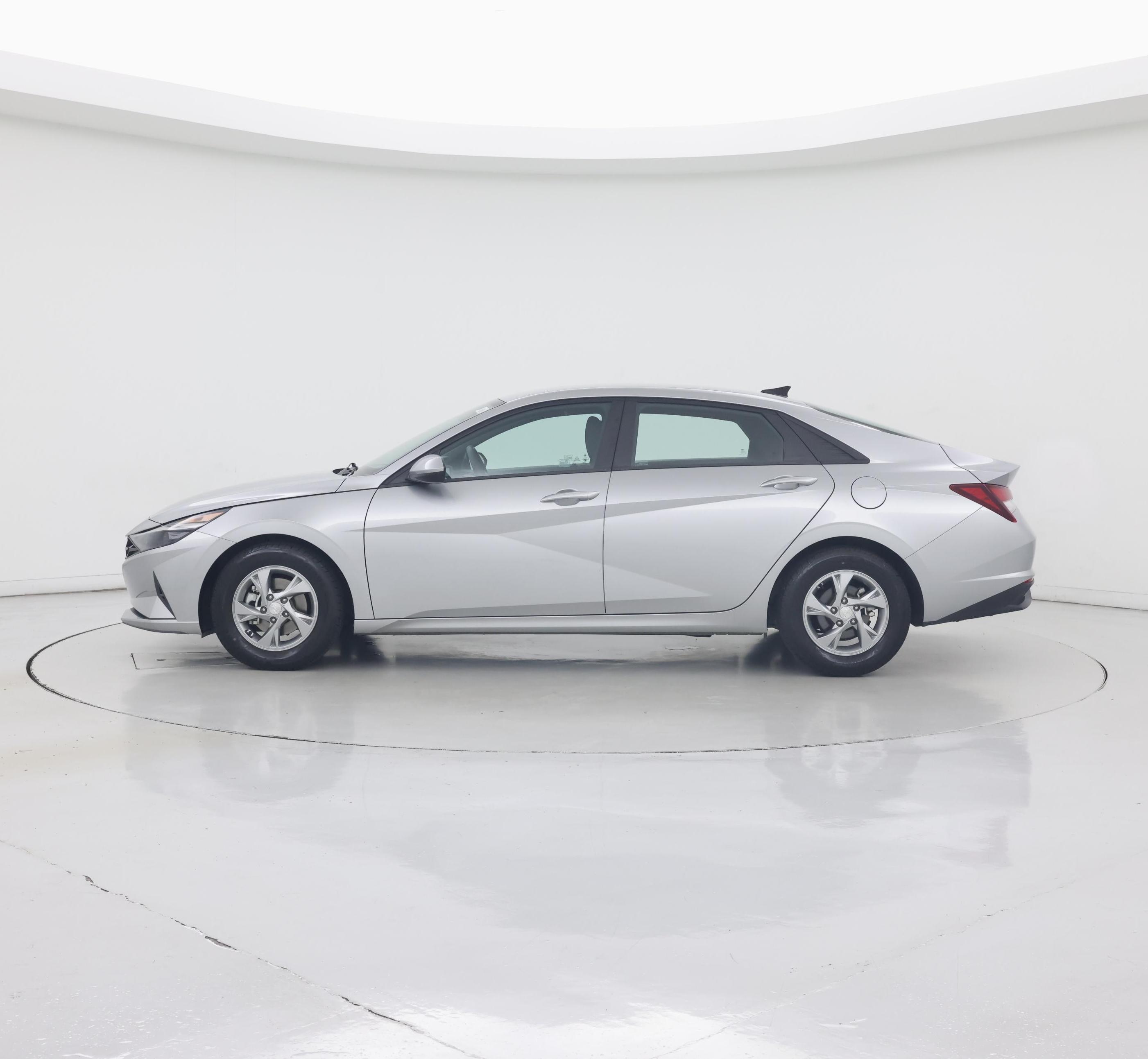 Thumbnail: 2021 Hyundai Elantra - 3