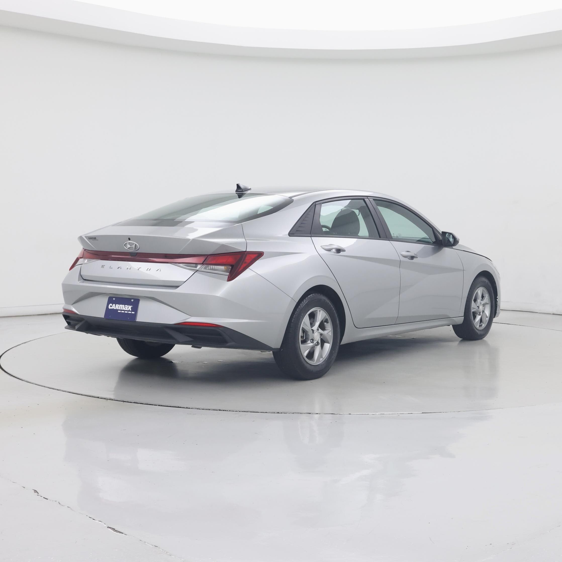Thumbnail: 2021 Hyundai Elantra - 8